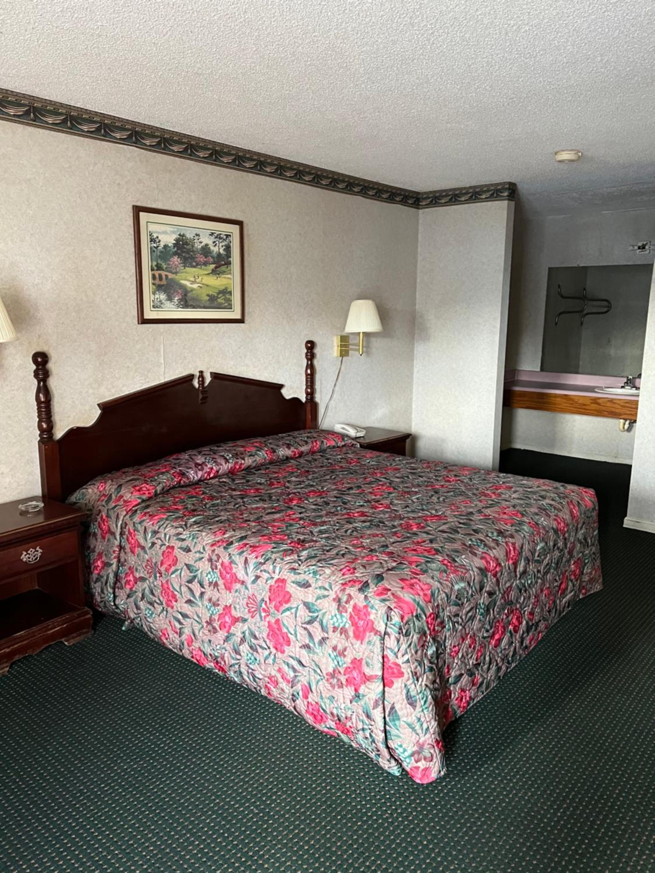 magnolia inn - Property Image 3
