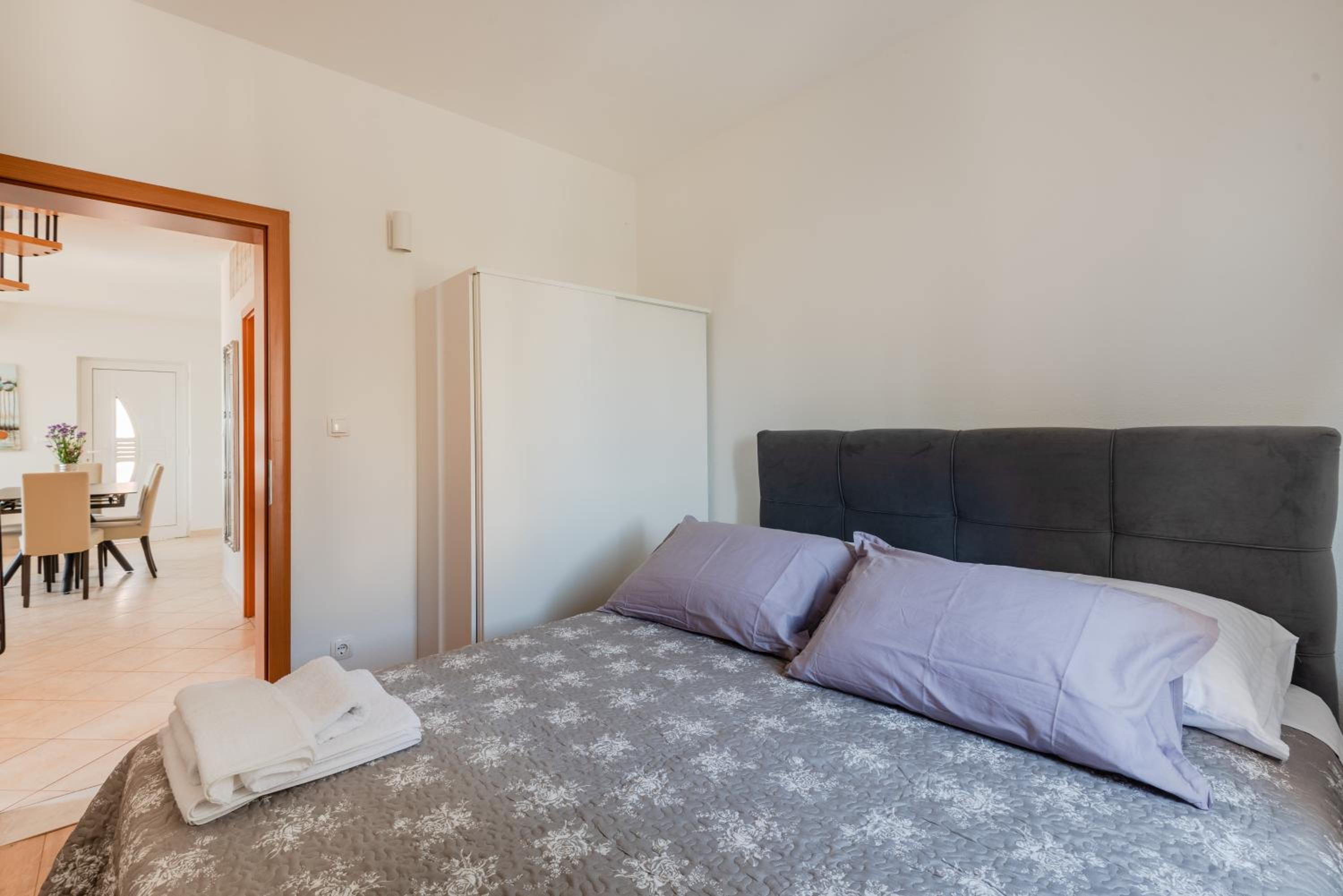 Apartman Traper with sea view and private pool photo 4
