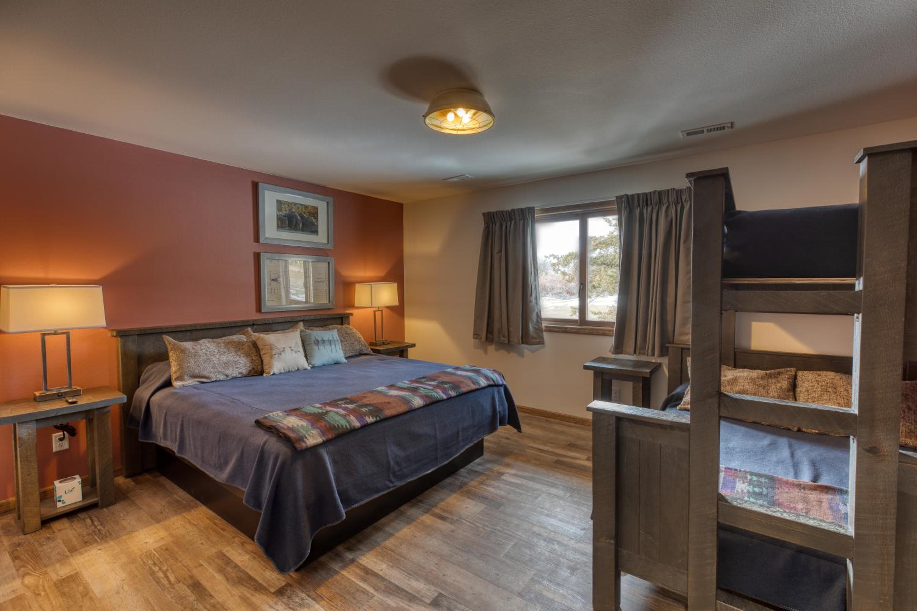 Lewis & Clark Resort