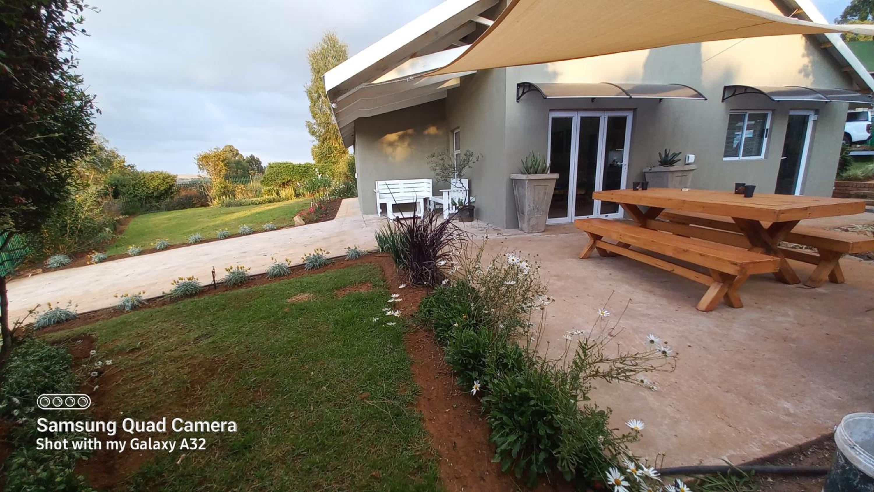 SiriMiri Cottage Dullstroom view 2