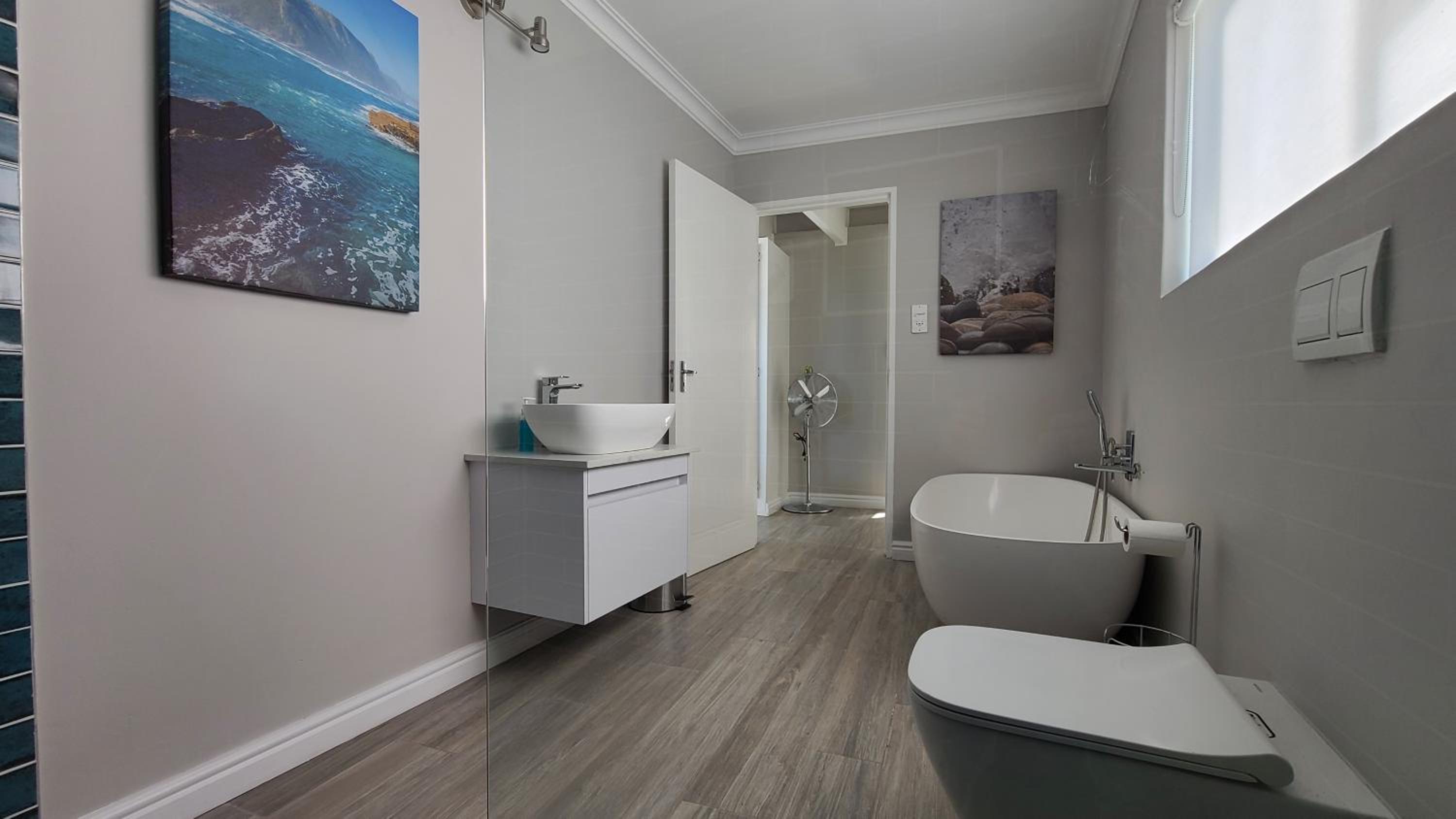 Beachside in the heart of St Francis Bay Village
