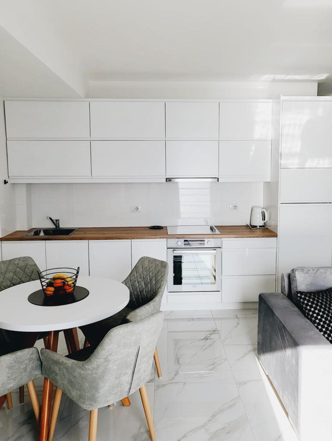 Stella Apartment