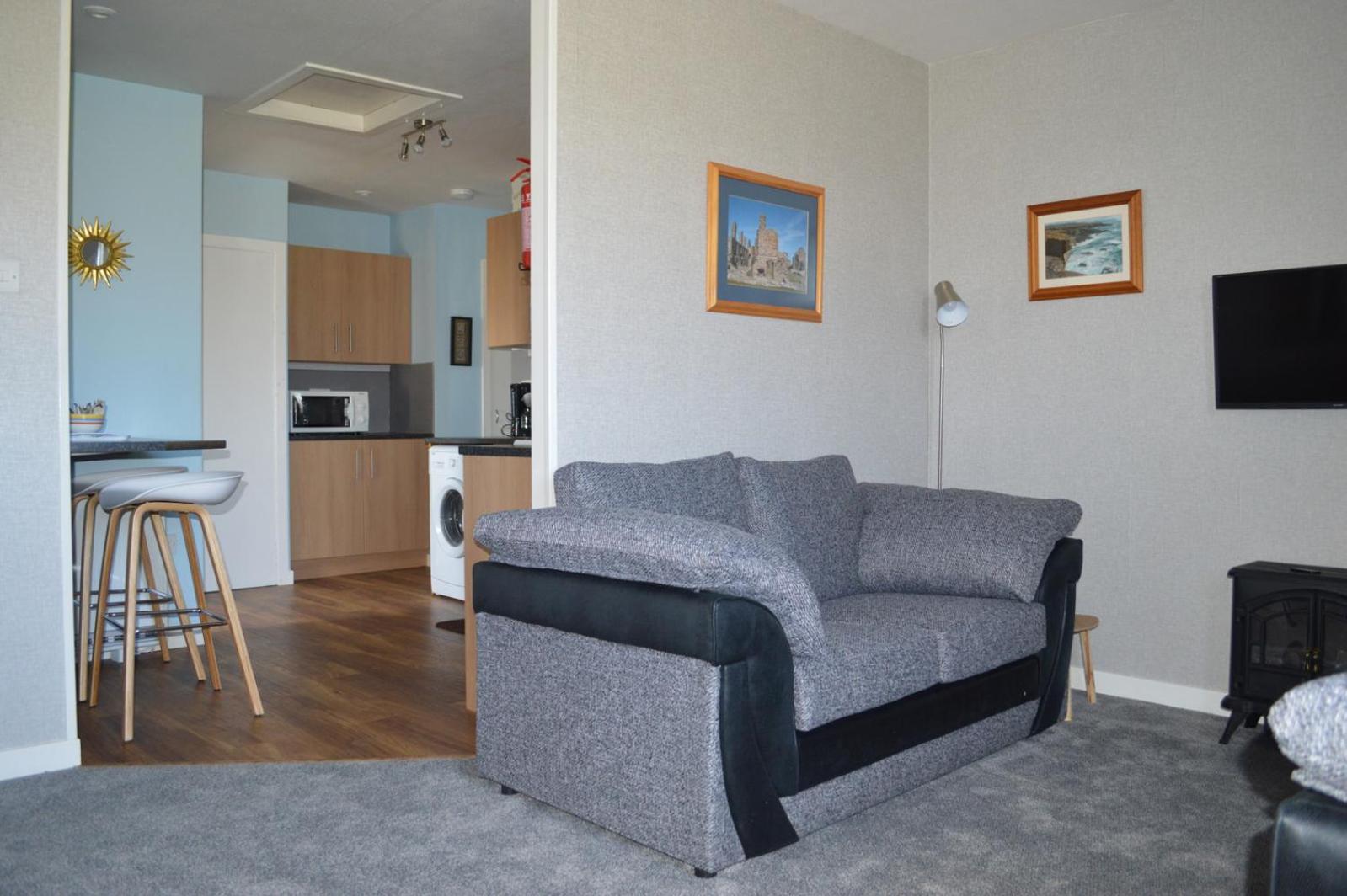 Bachylis Self Catering view 4