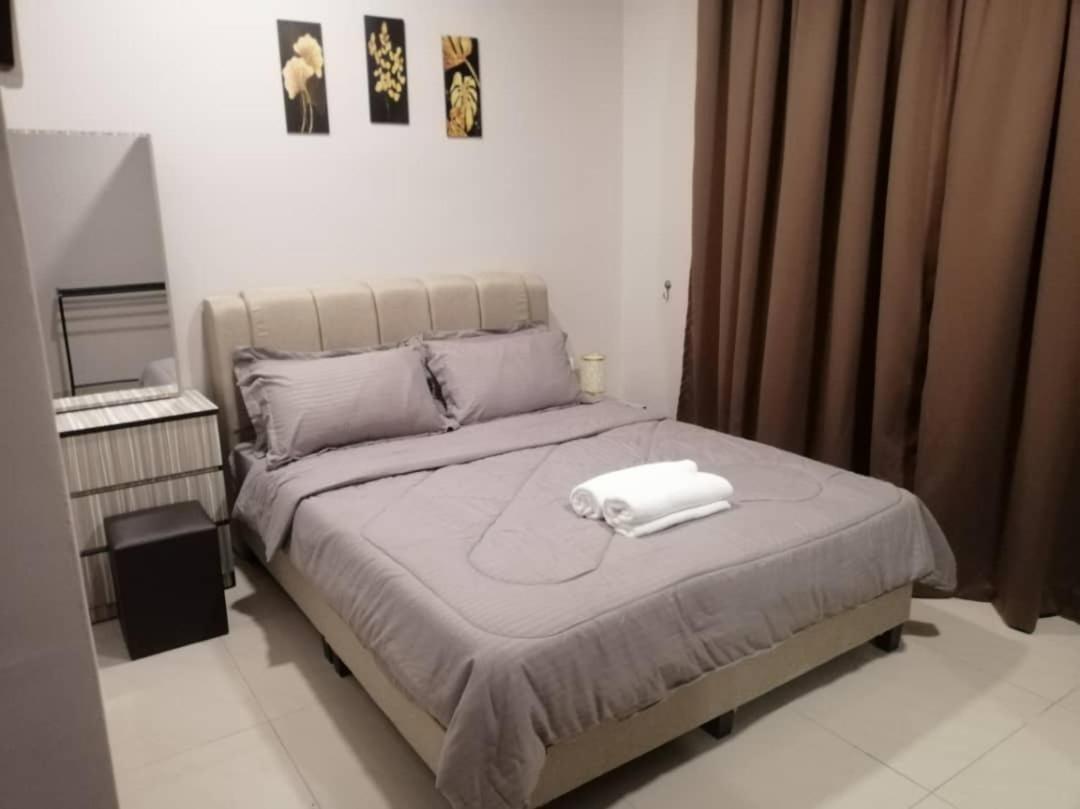 Eid SKS Habitat -Free Wifi Netflix, Larkin, Johor Bahru