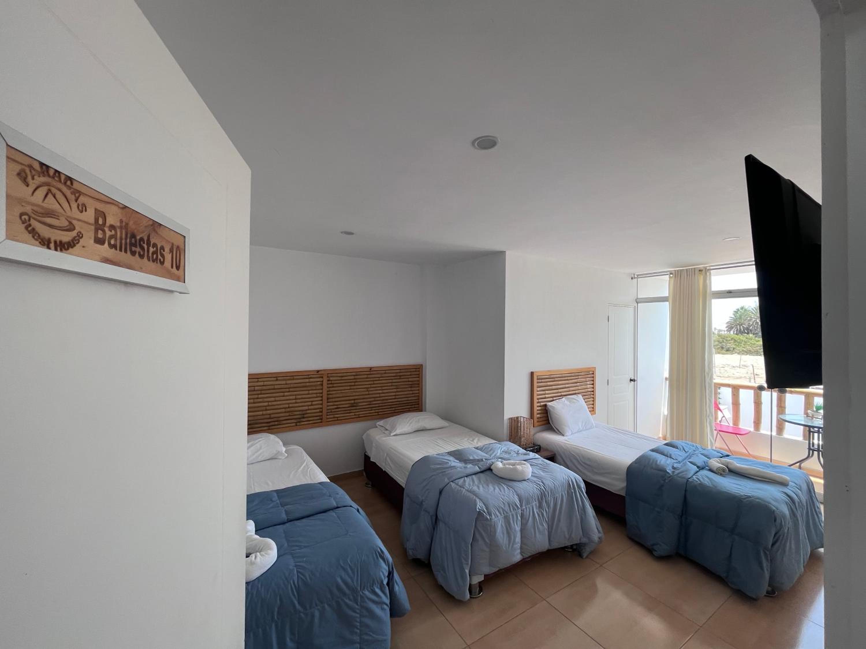 Paracas Guest House