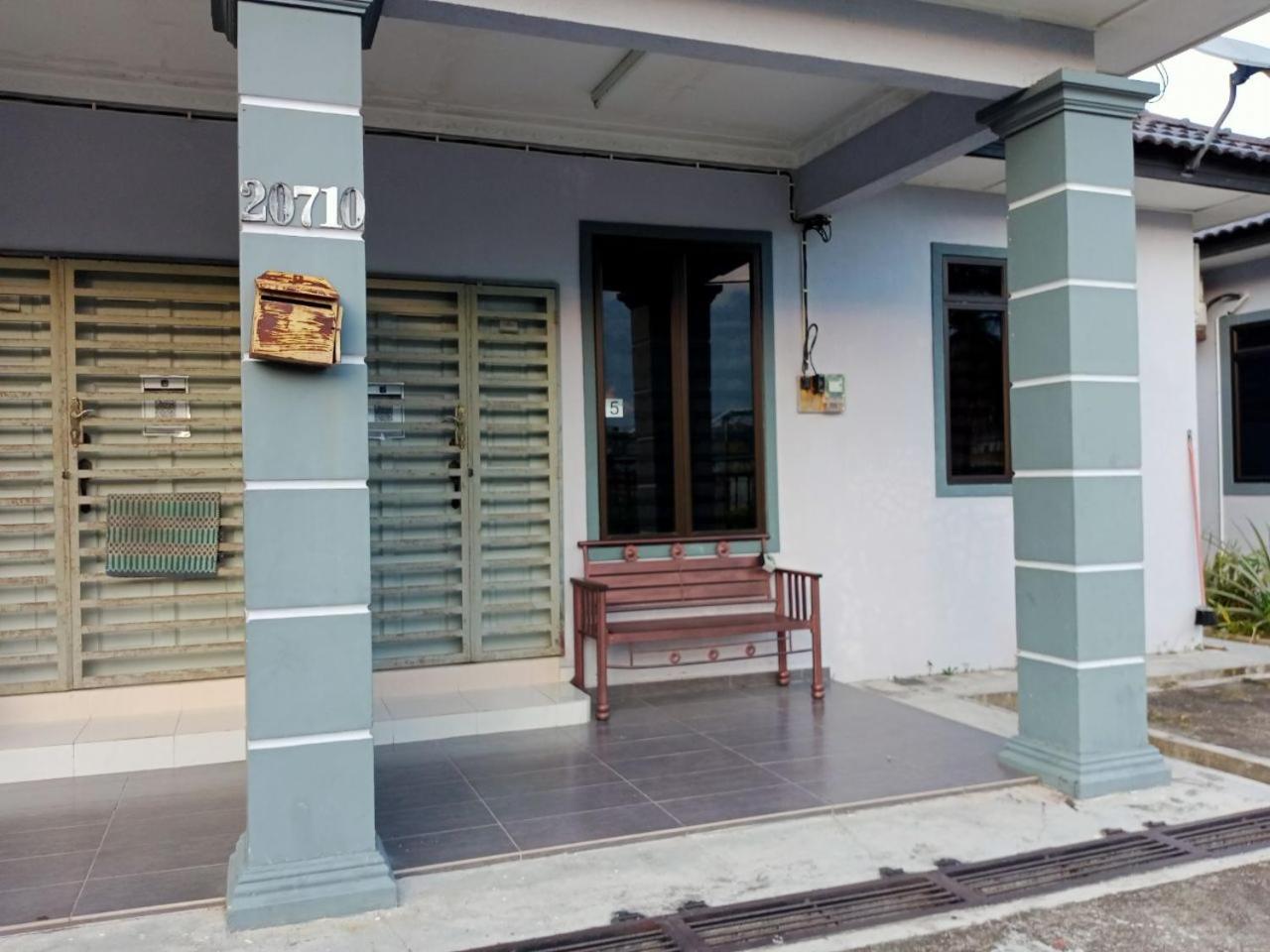 Rumah Tamu Pekan semi D dan berWifi photo 3