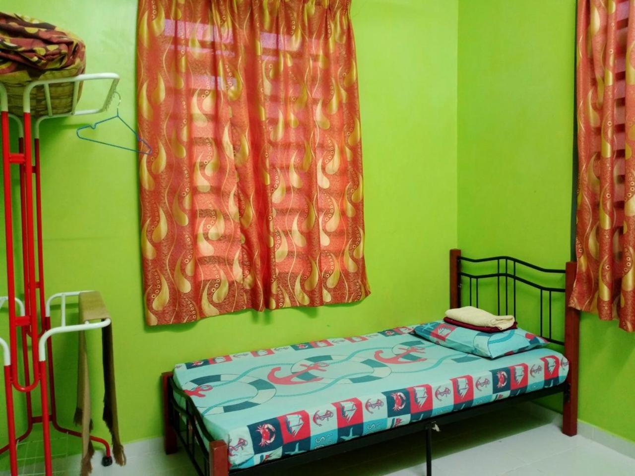 Rumah Tamu Pekan semi D dan berWifi photo 5