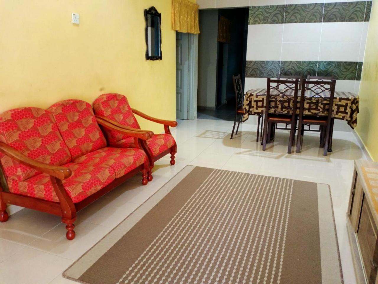 Rumah Tamu Pekan semi D dan berWifi photo 4