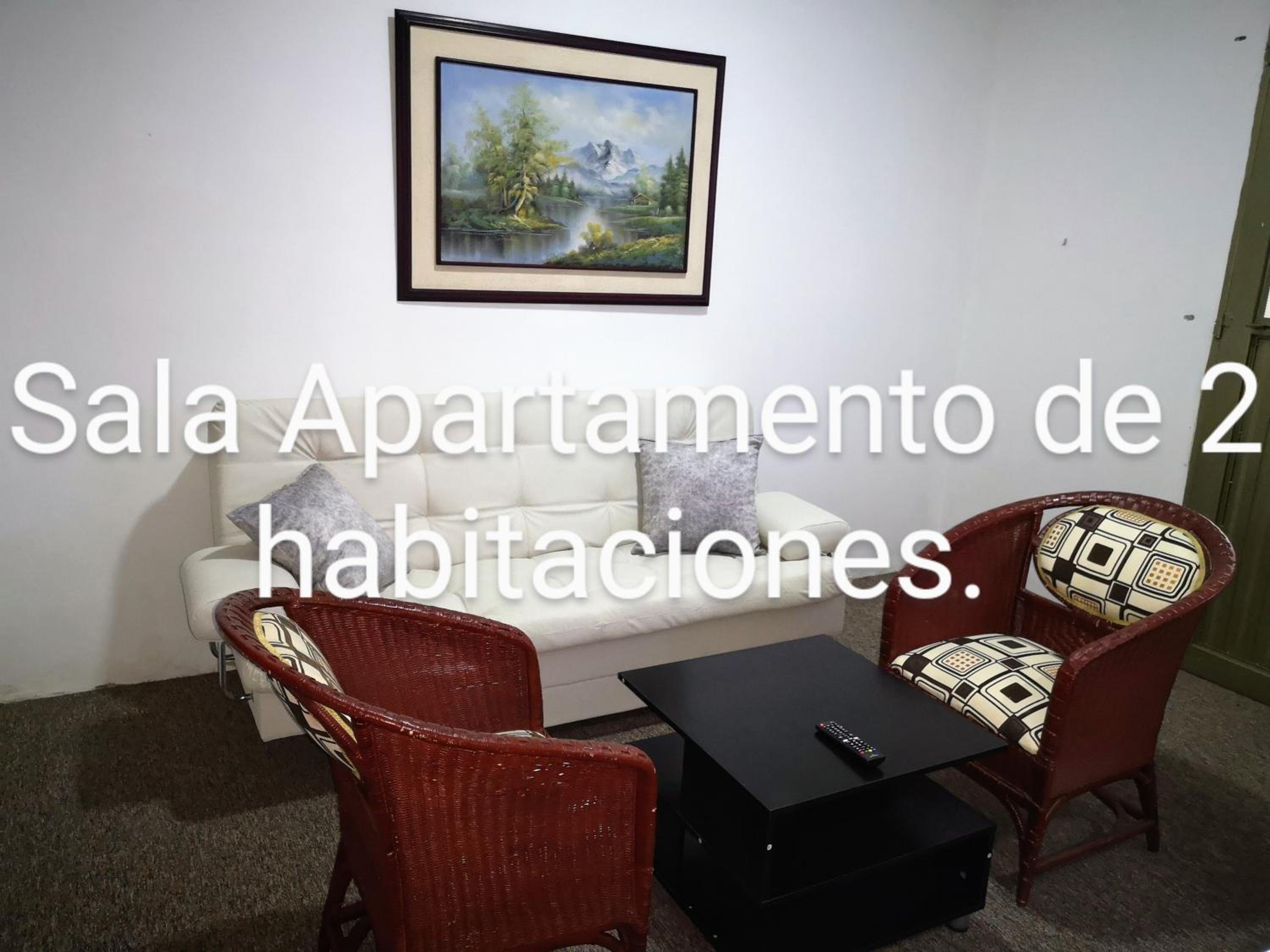 Cómodos y acogedores Apartaestudios - Manizales