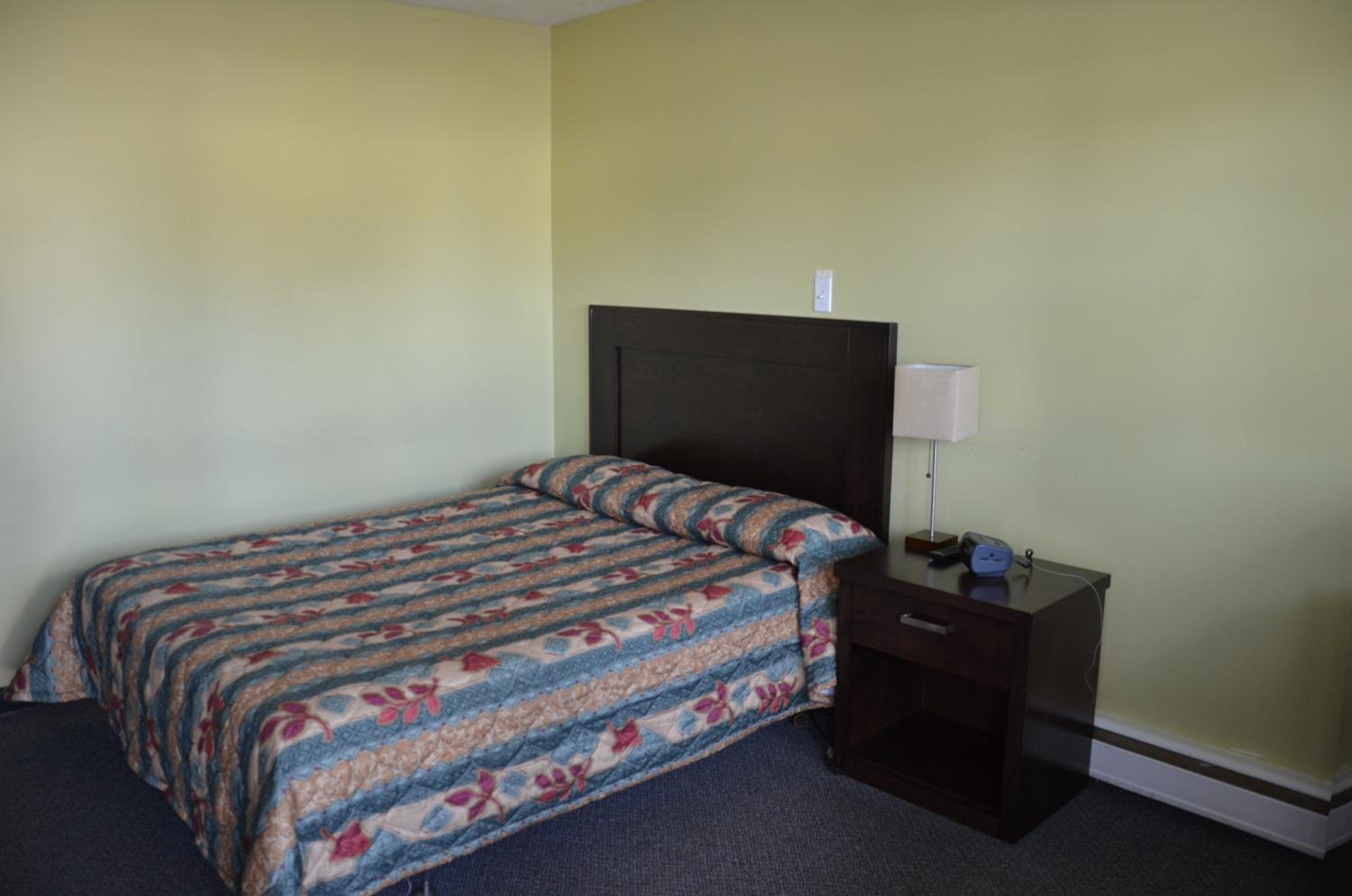 Coachman Inn