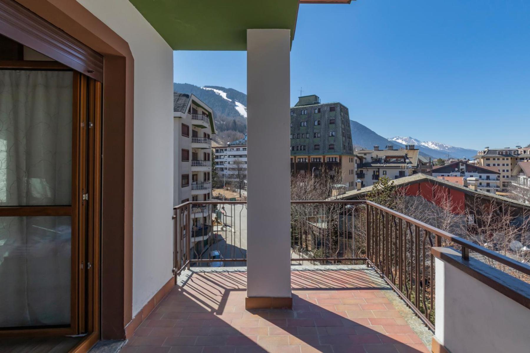 Europa Master Guest apartment view 2