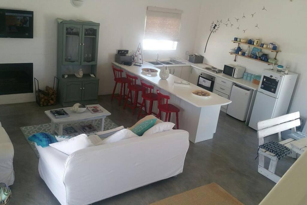 Huis Maria in Golden Mile view 2