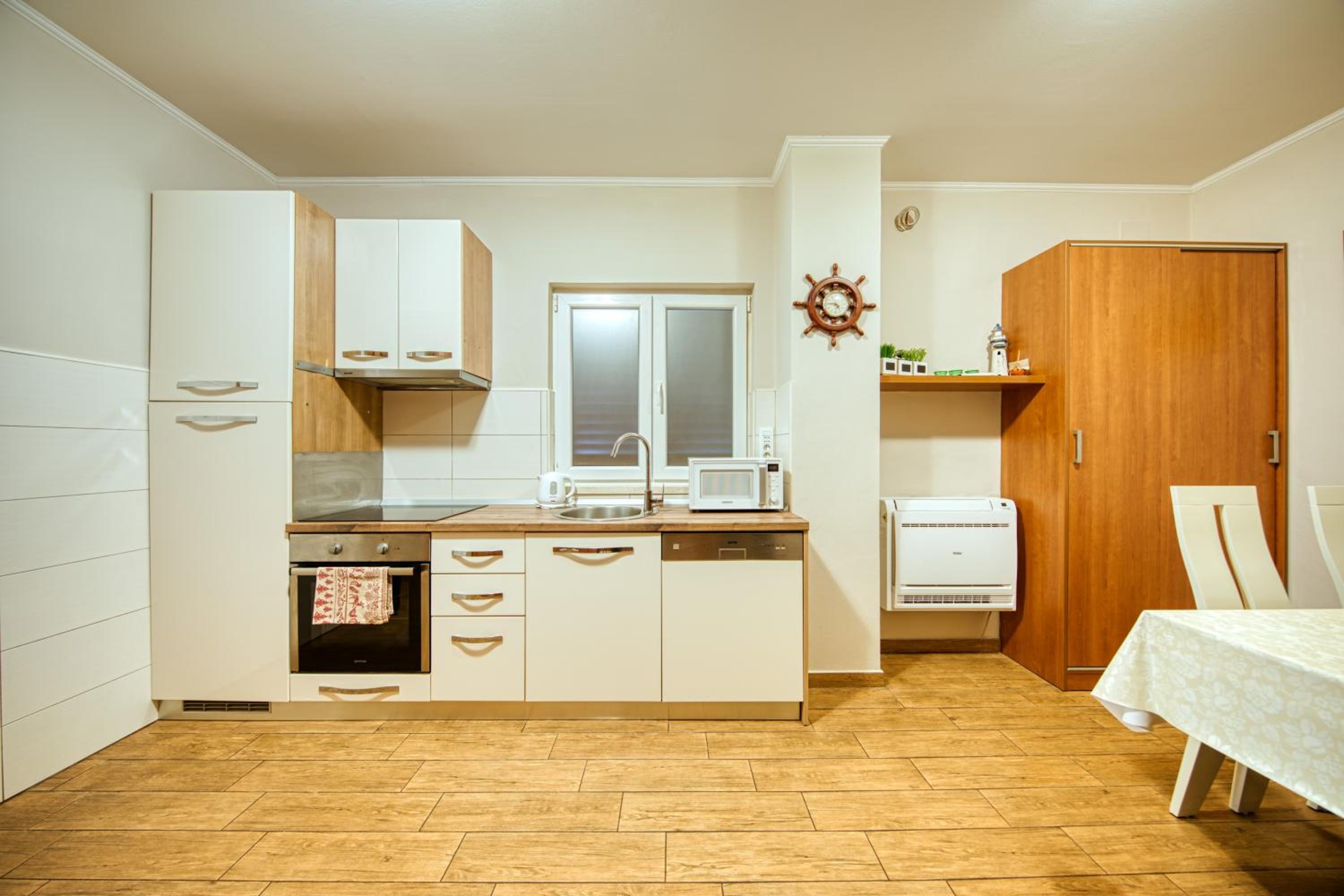 Apartments Kristić