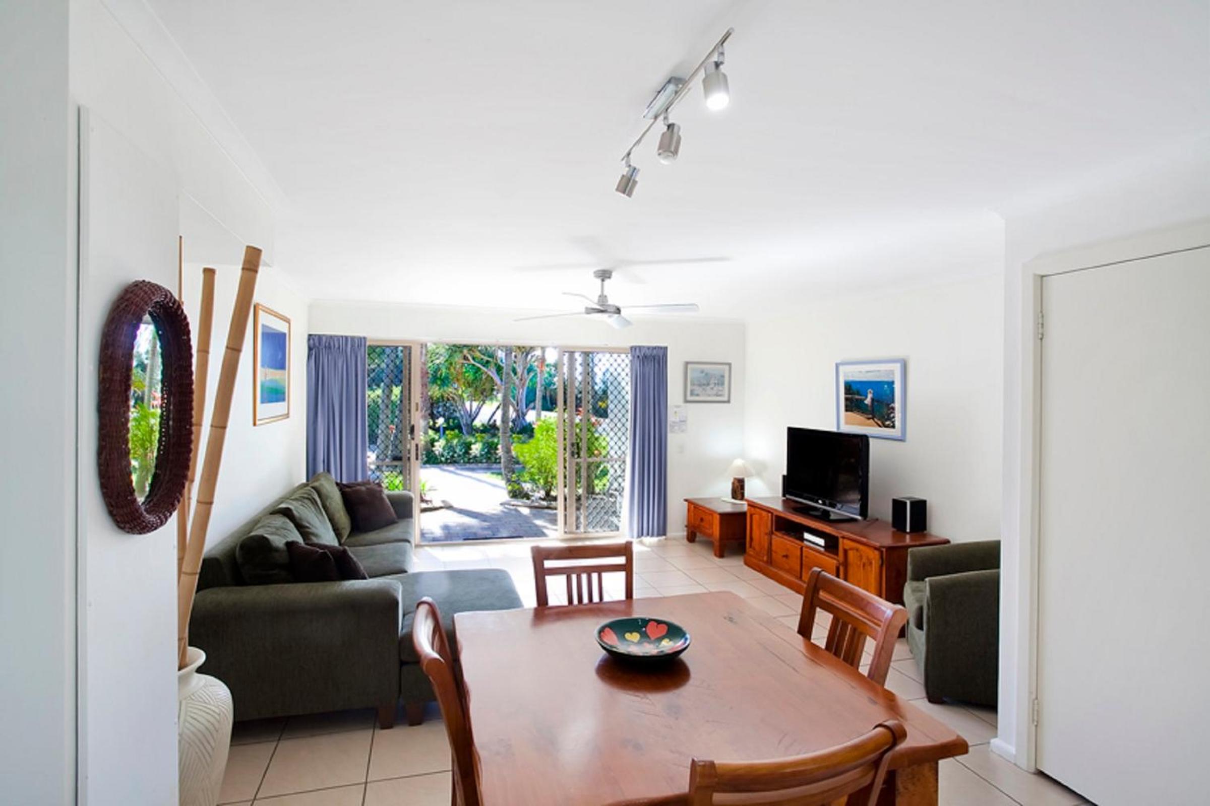 Beach Breakers Resort, photo 81
