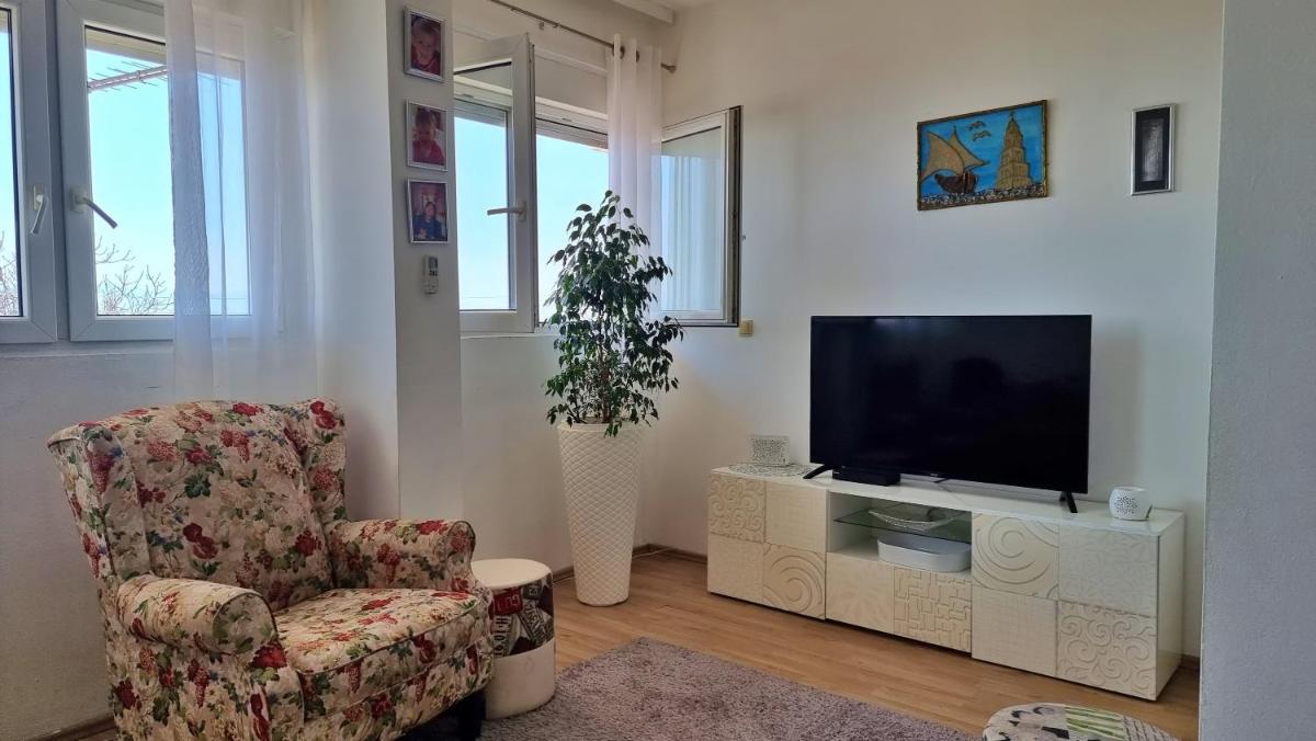 Apartment Lada view 4