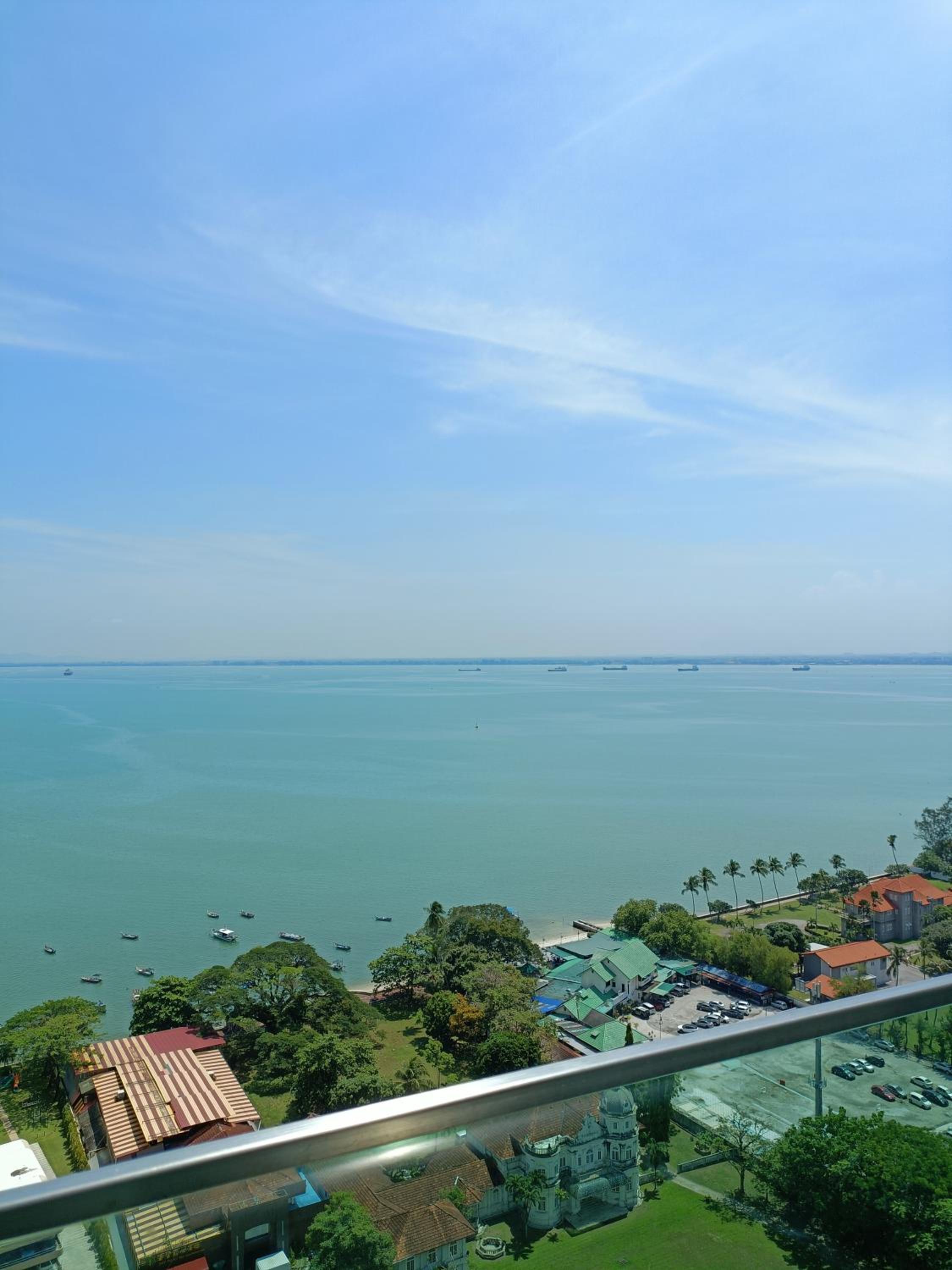 Mansion One 3 Bedroom SEAVIEW Gurney Georgetown 1-13Pax photo 1