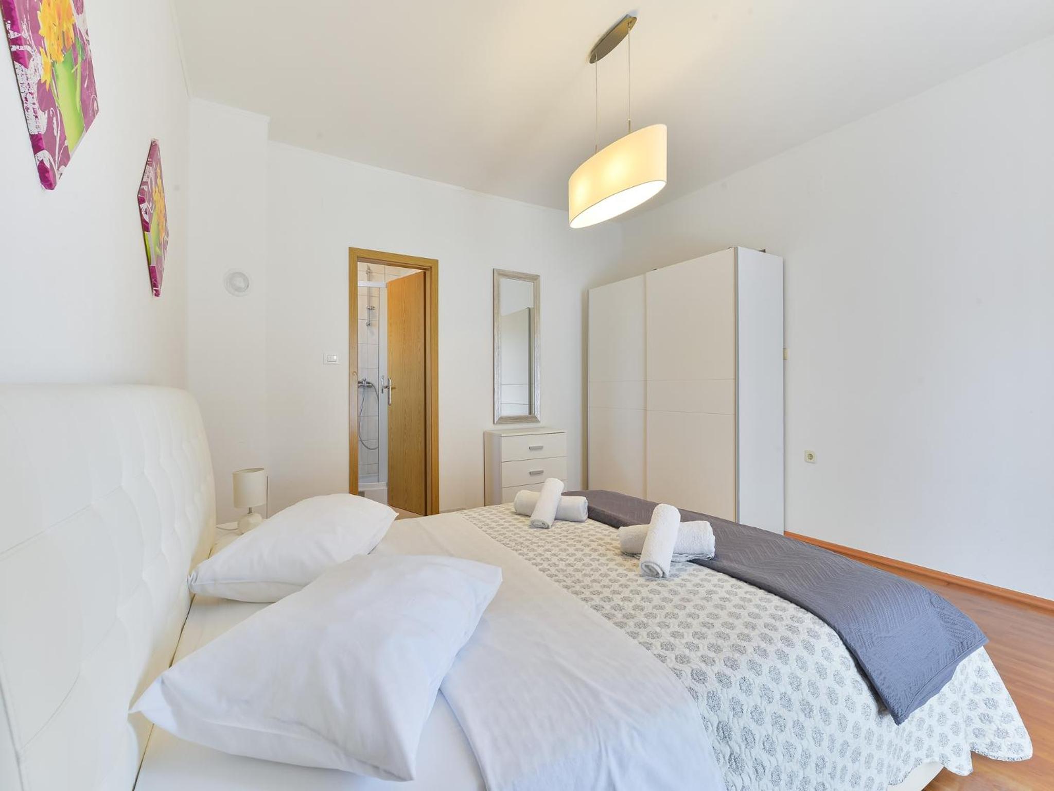 Holiday home Bianca with pool view 5