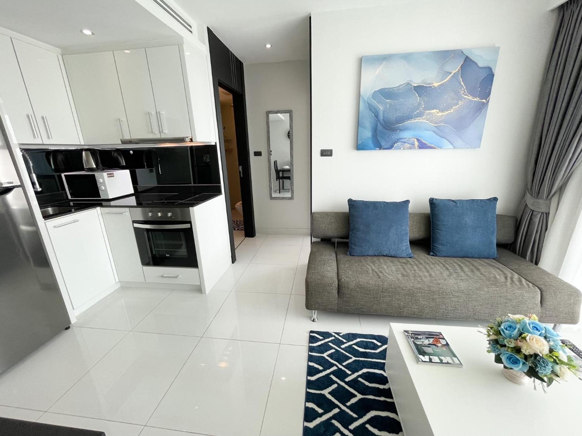LUXURY 1 Bedroom in Amari Residences view 4