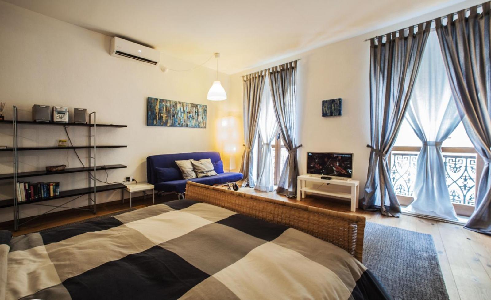 Studio Apartments Centro Storico Via Manno