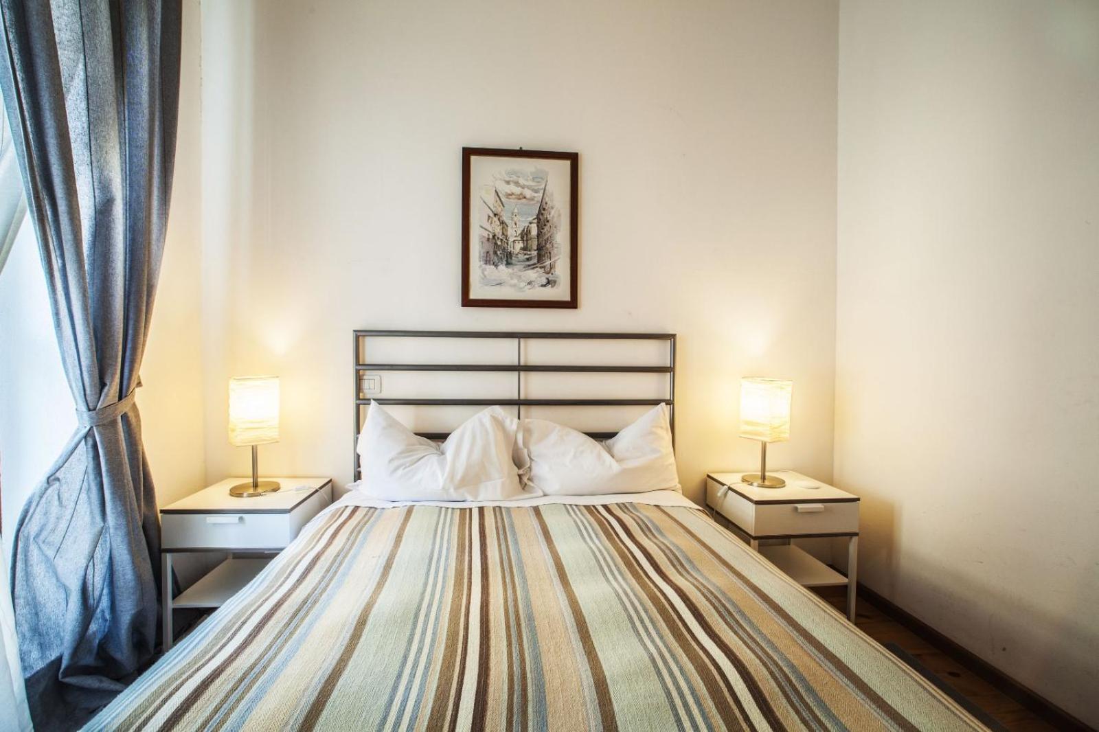 Studio Apartments Centro Storico Via Manno