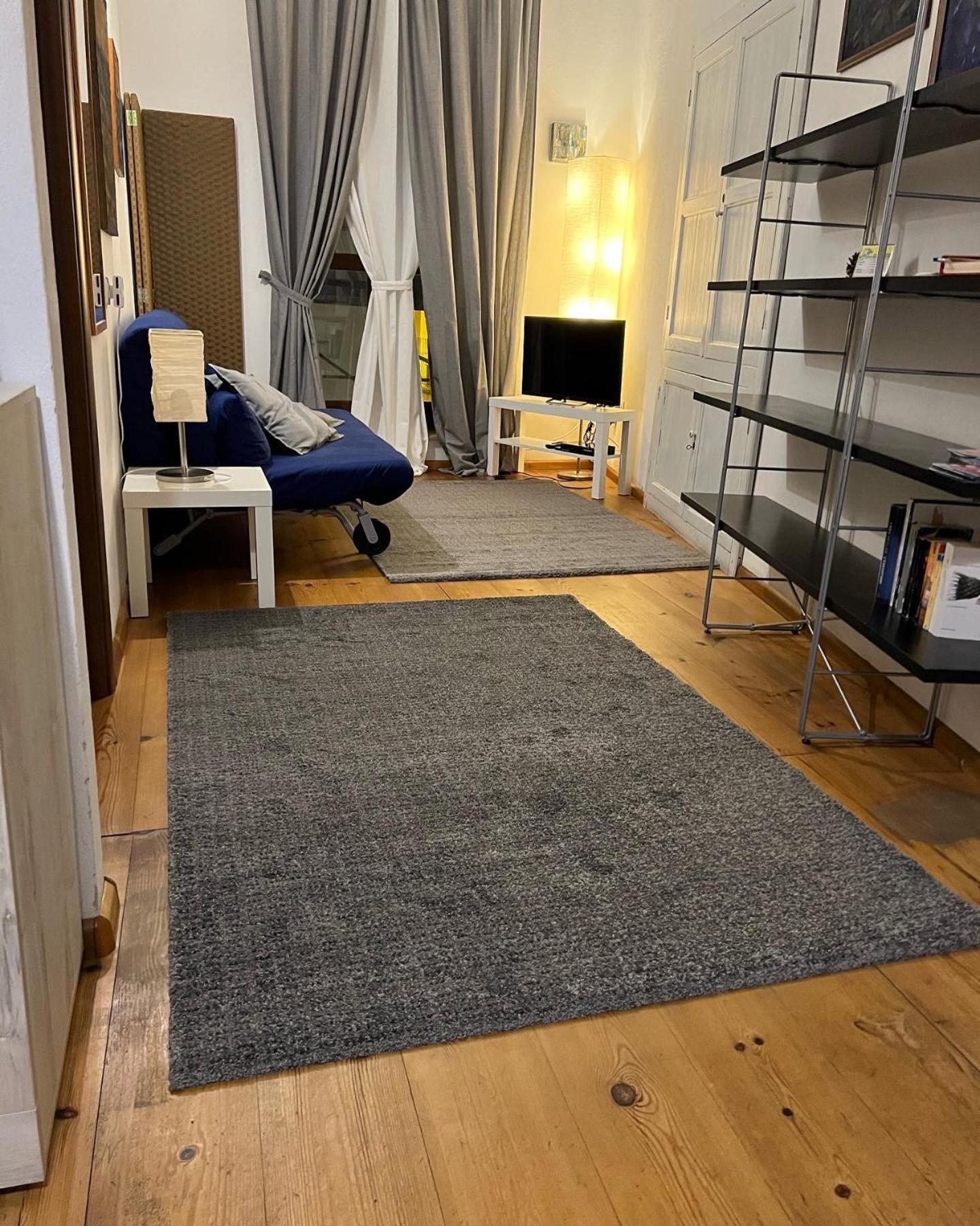 Studio Apartments Centro Storico Via Manno