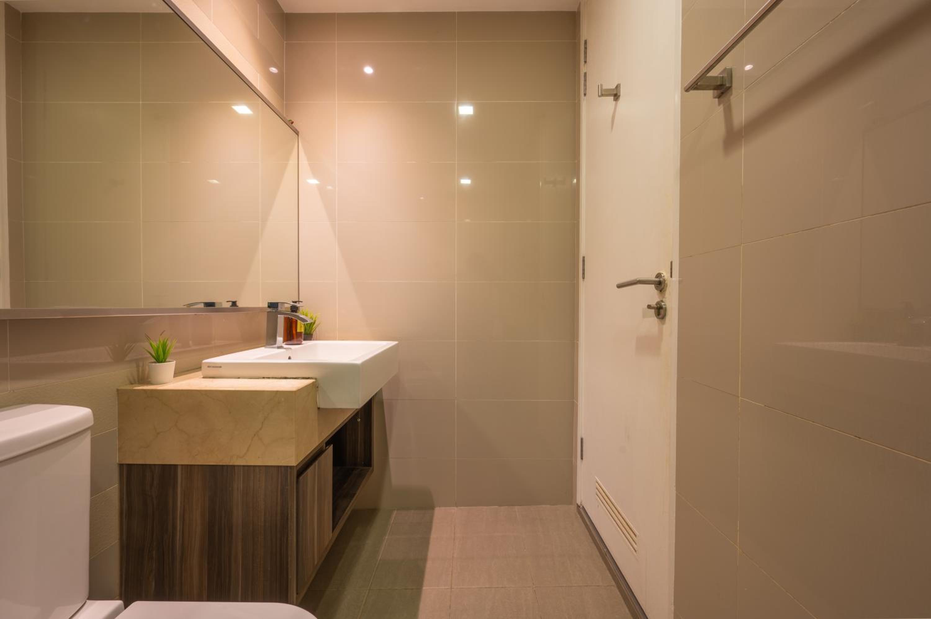 Greystone One Bukit Ceylon