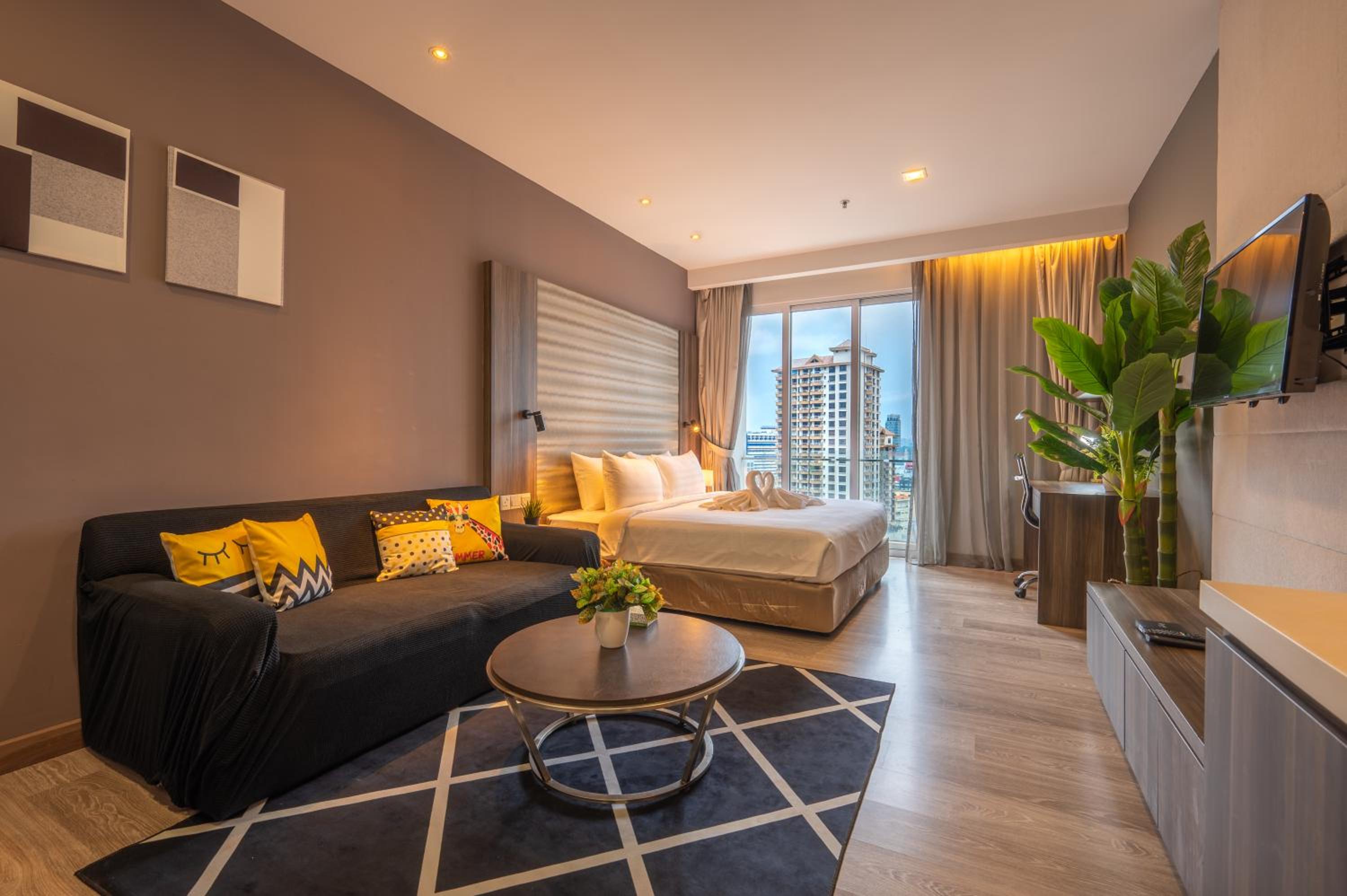 Greystone One Bukit Ceylon