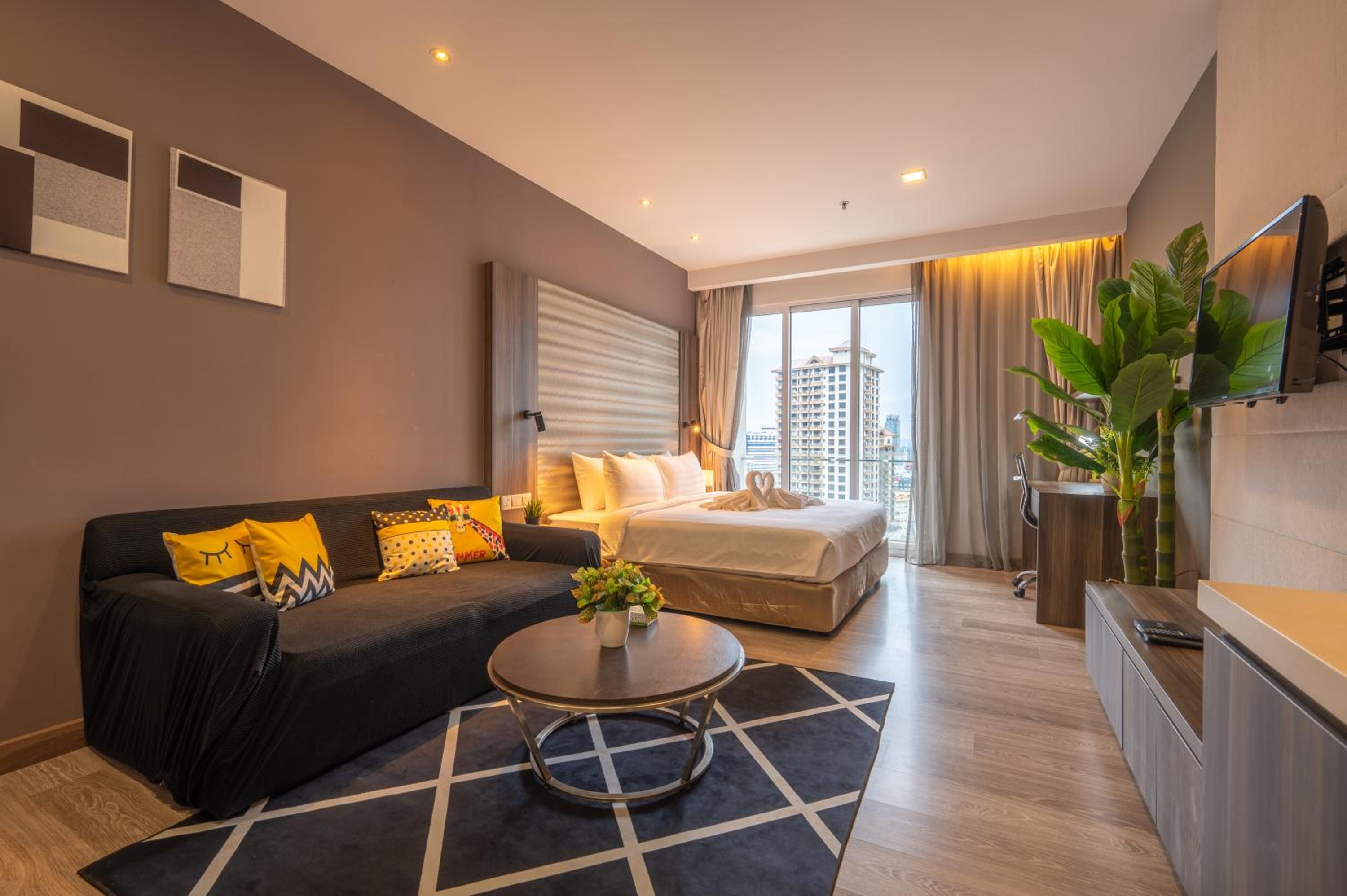 Greystone One Bukit Ceylon