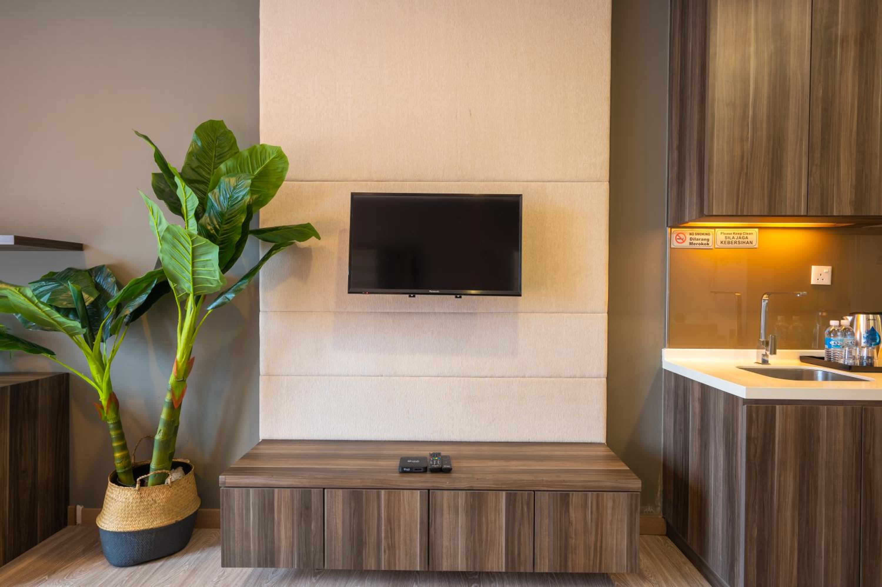 Greystone One Bukit Ceylon