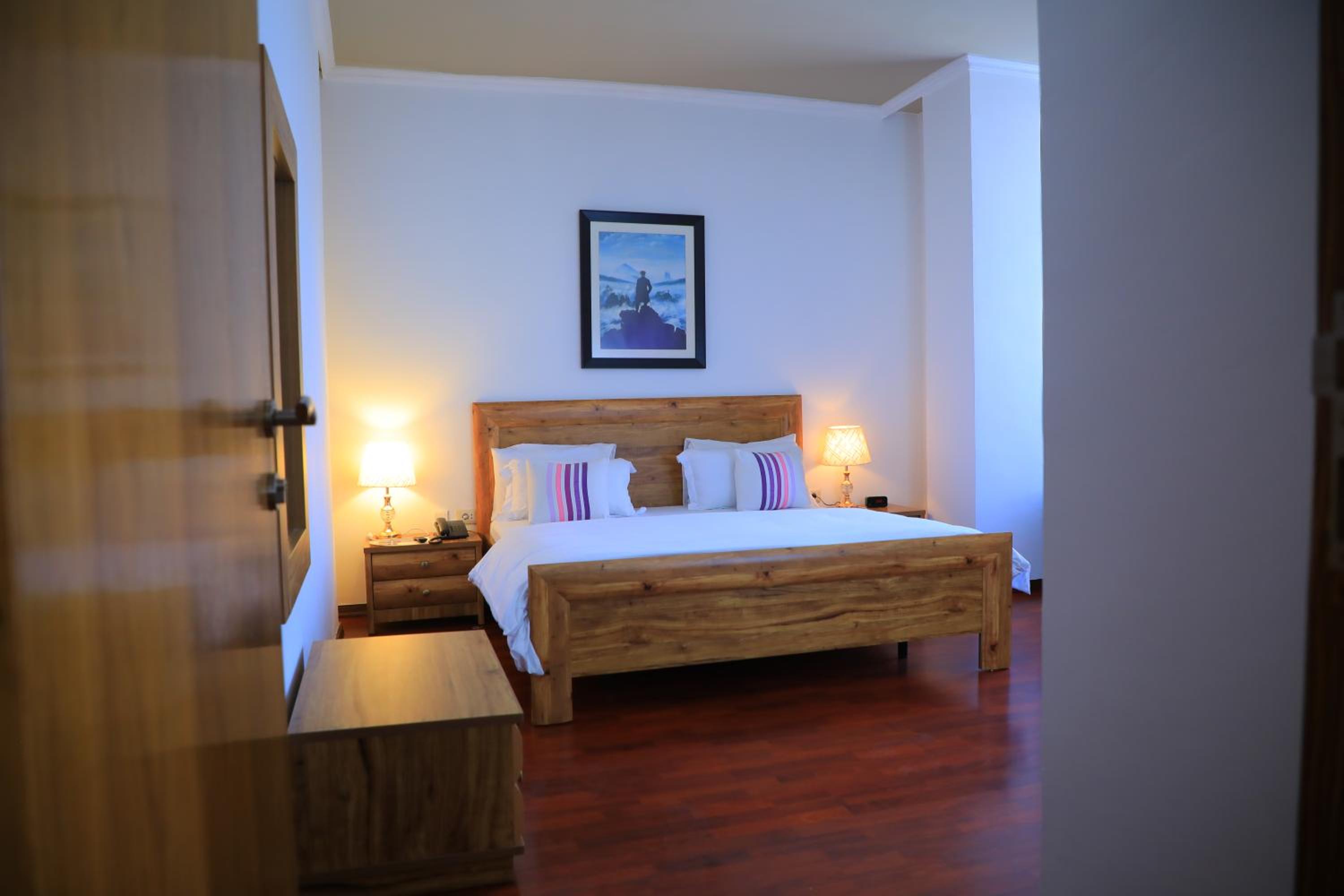 Victoria Hotel Apartment