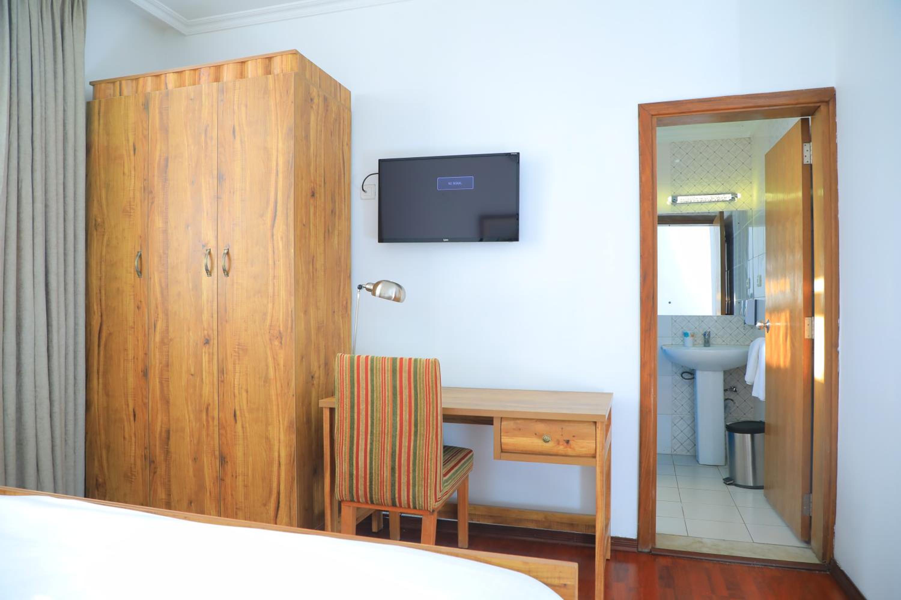 Victoria Hotel Apartment