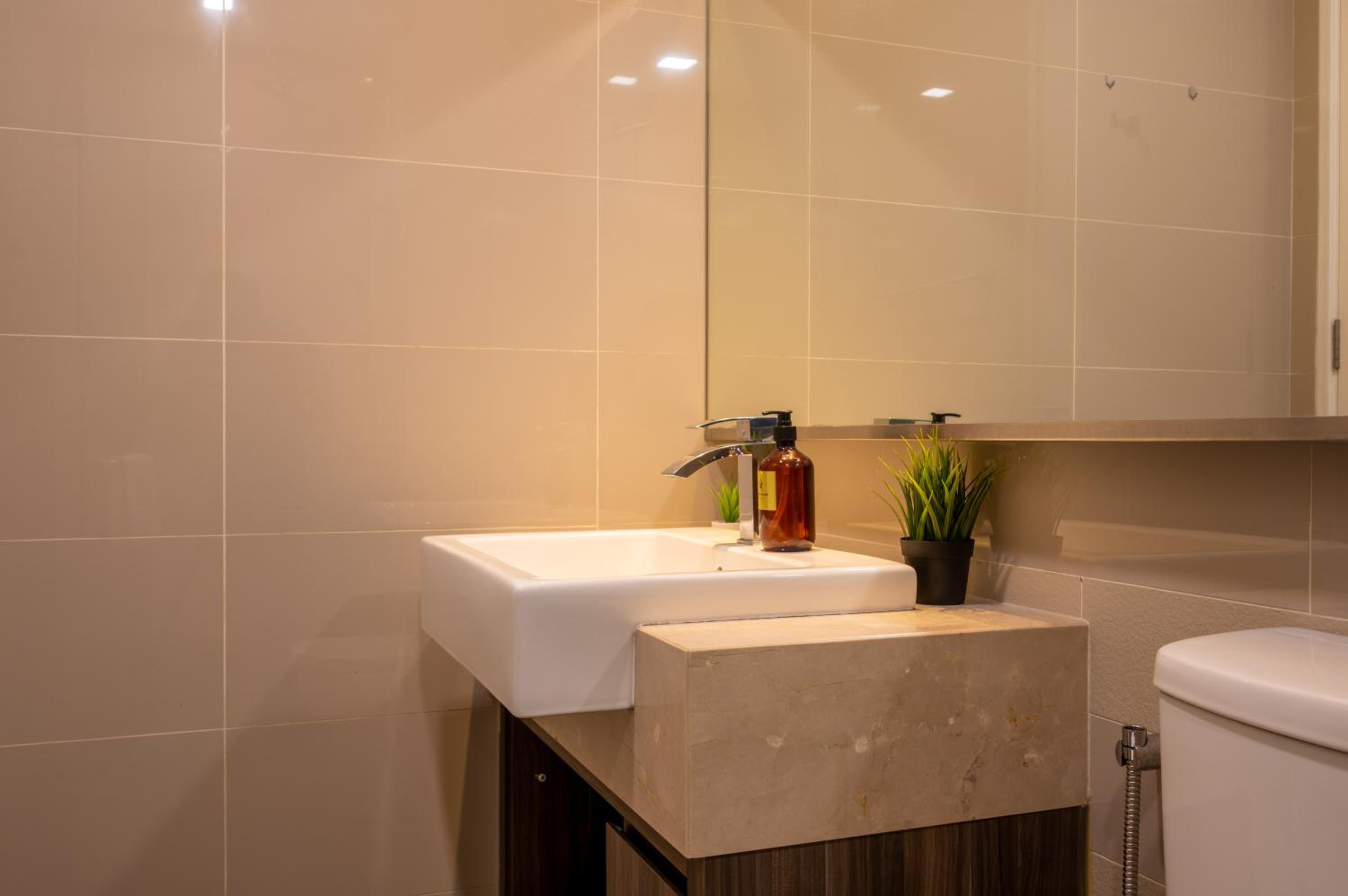 Greystone One Bukit Ceylon