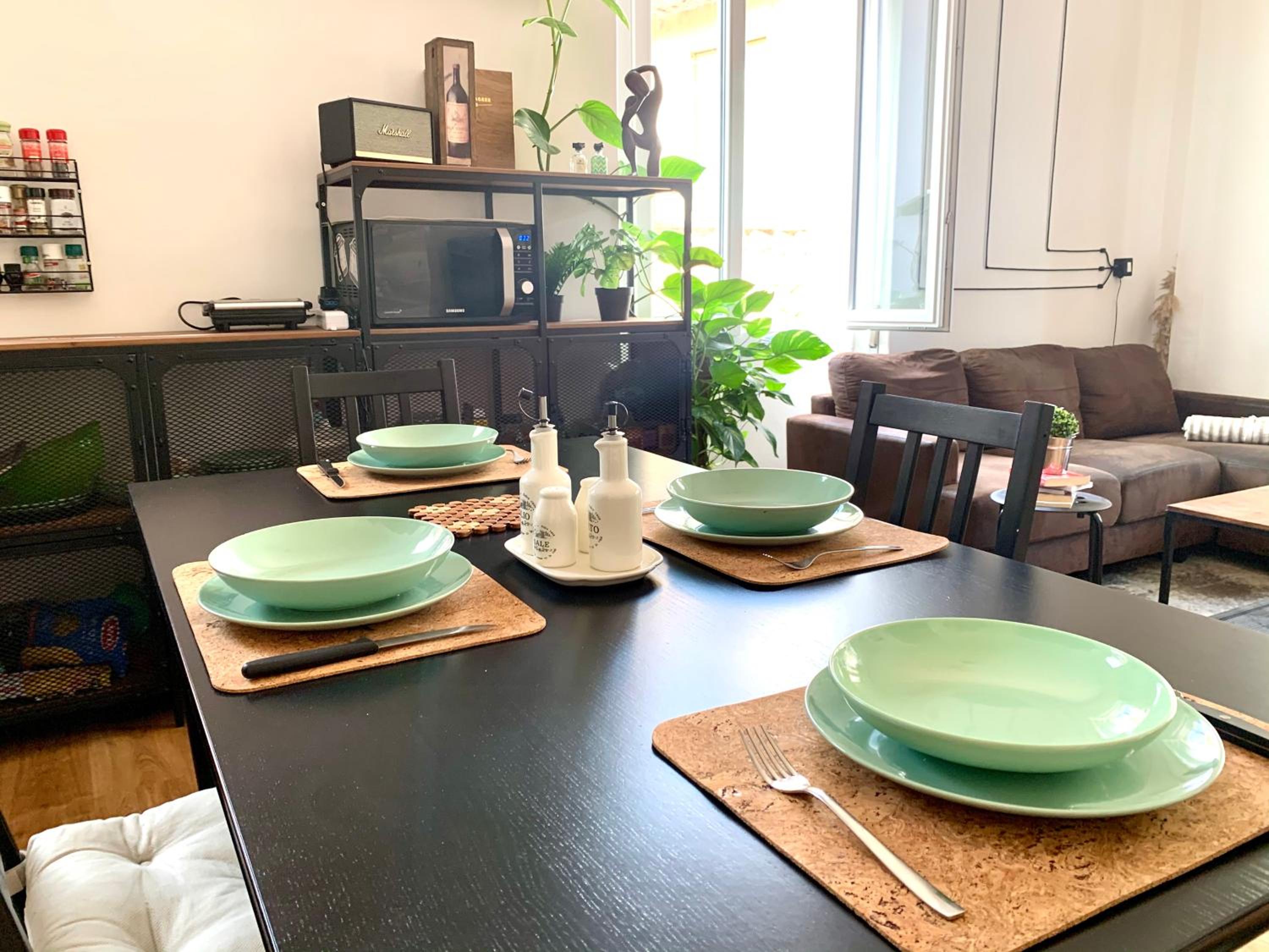 dining