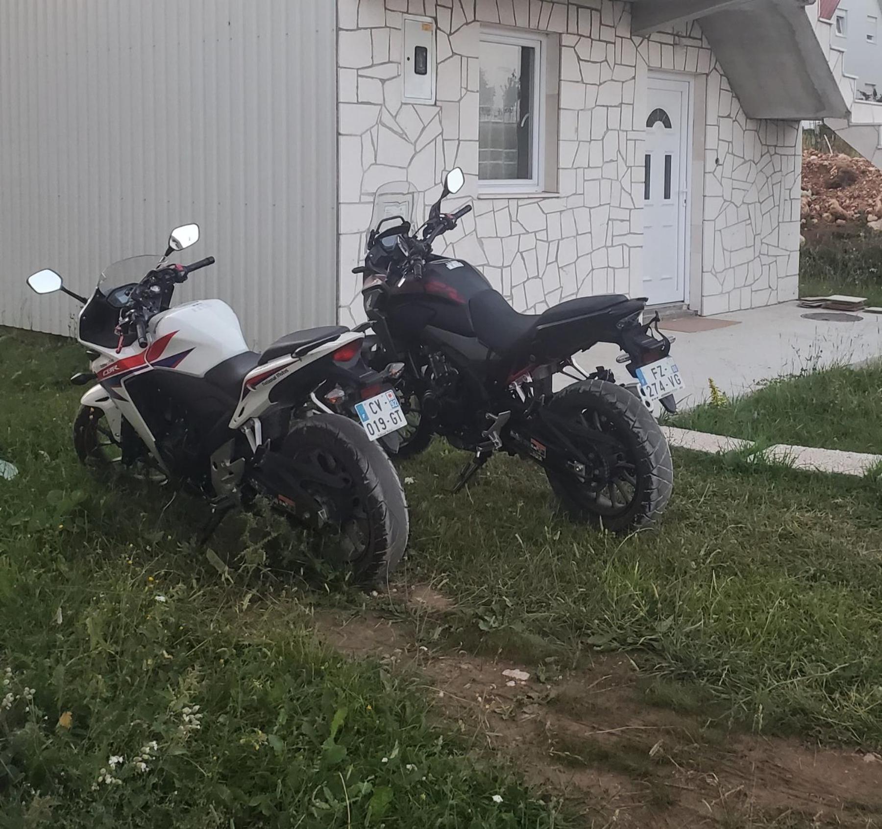 Photo 16