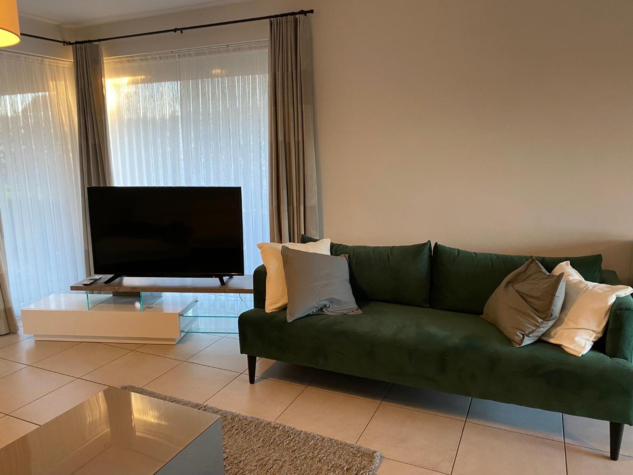 Modern Spanish Hacienda - 10km from the coast