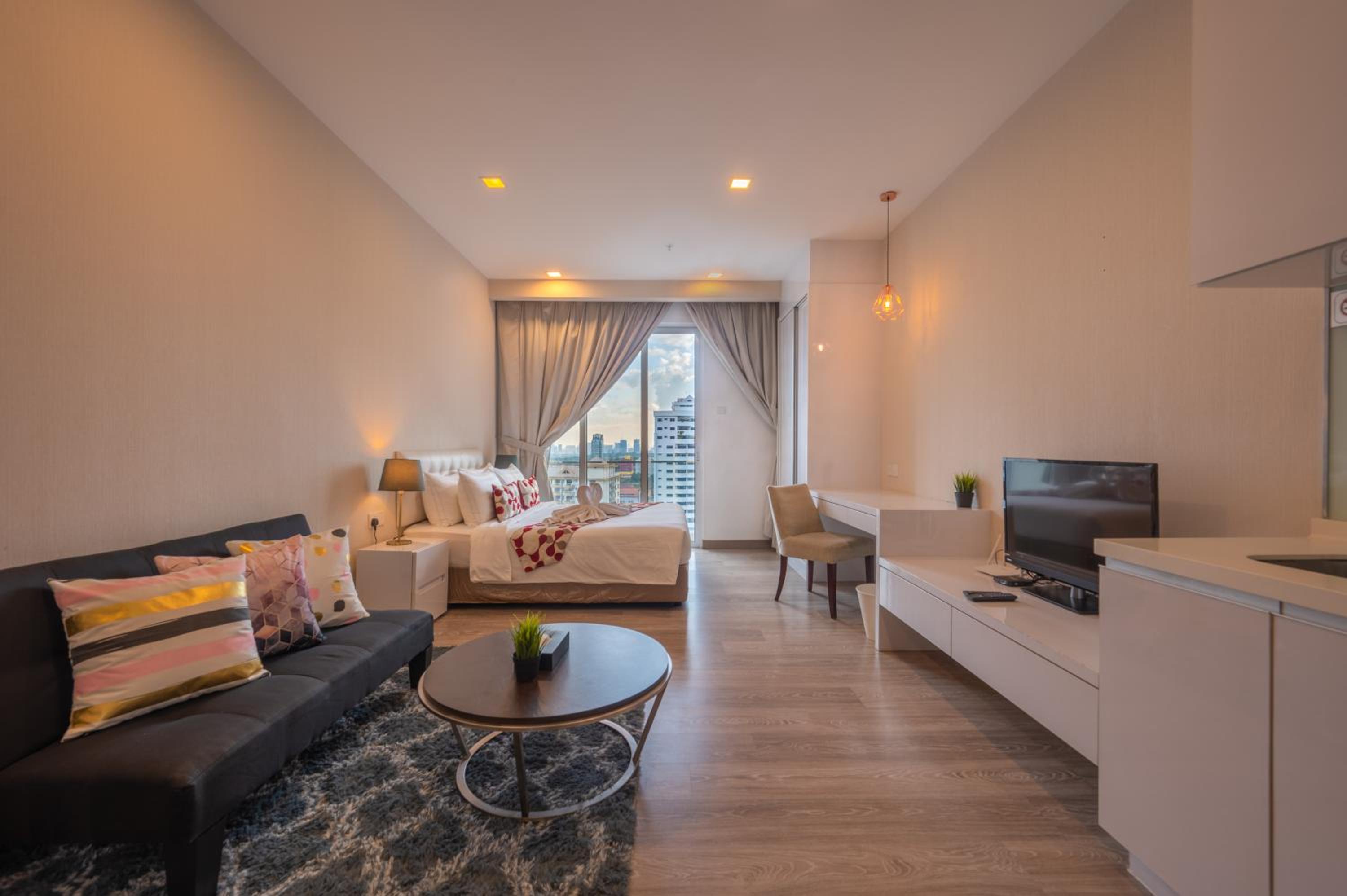 Greystone One Bukit Ceylon
