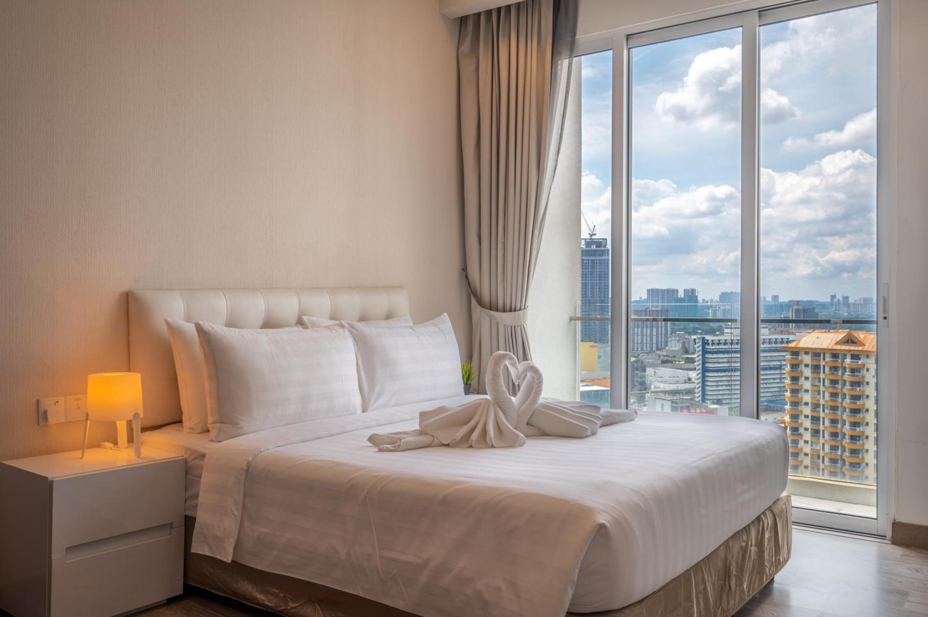 Greystone One Bukit Ceylon