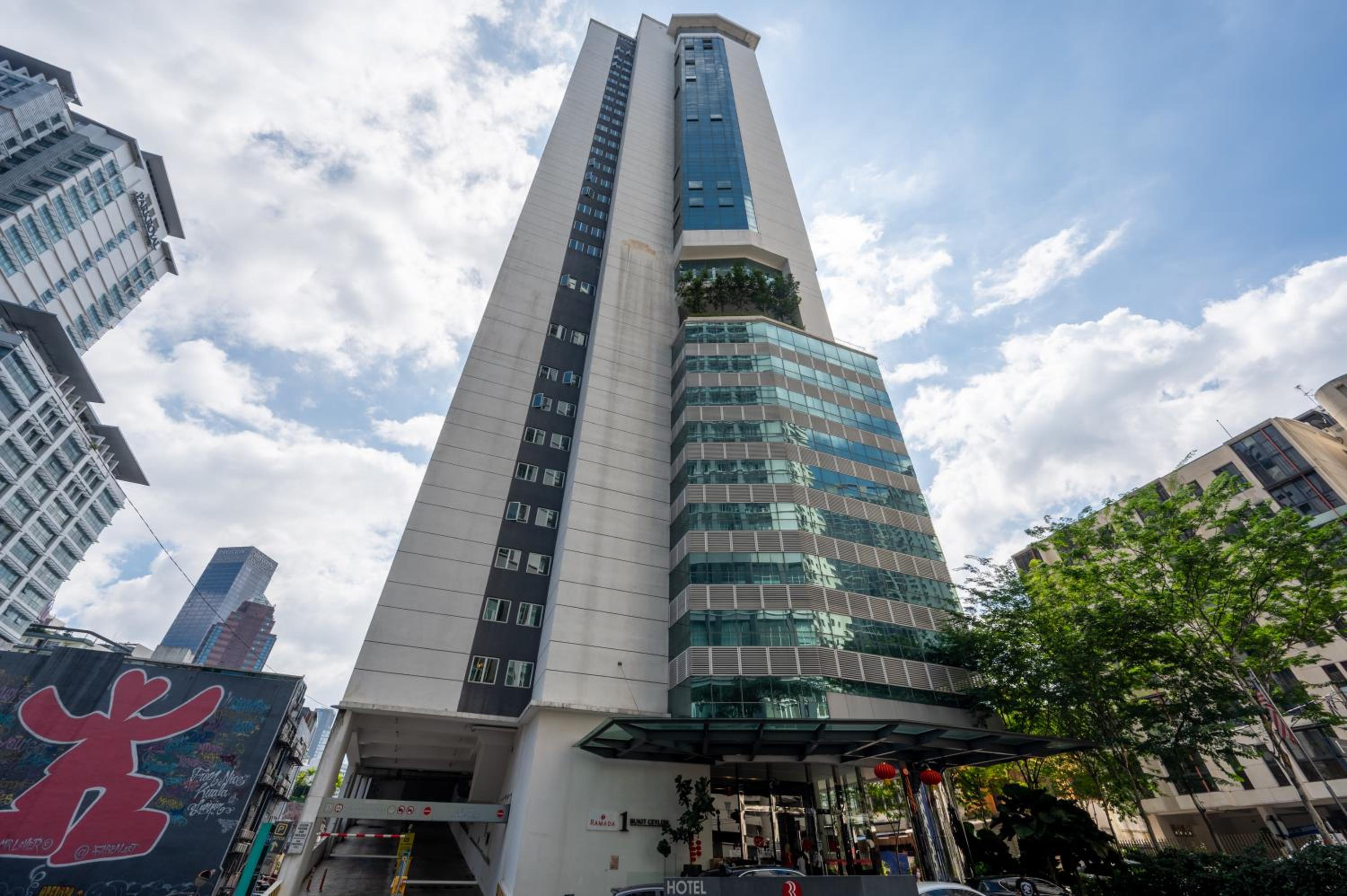 Greystone One Bukit Ceylon