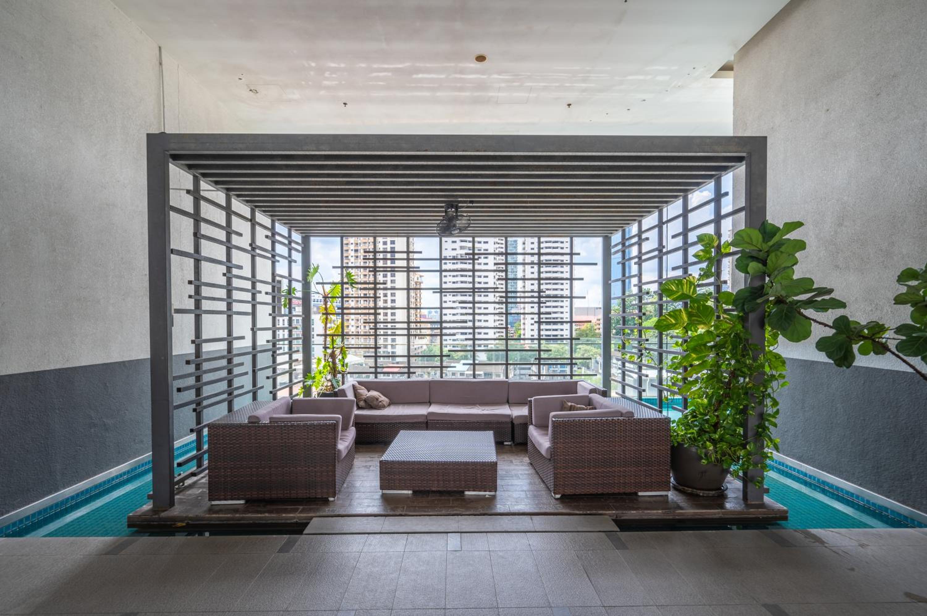 Greystone One Bukit Ceylon