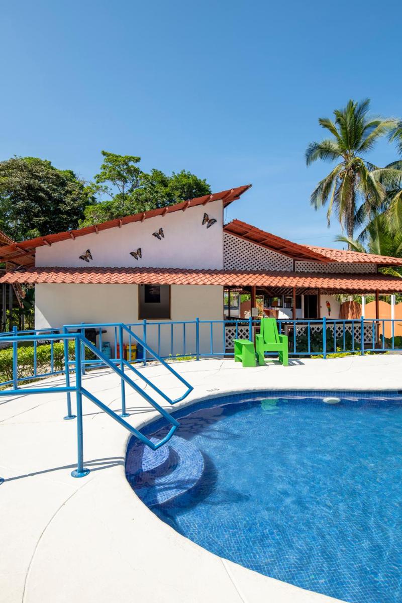 Poolside Beach House At Pangea Lodge