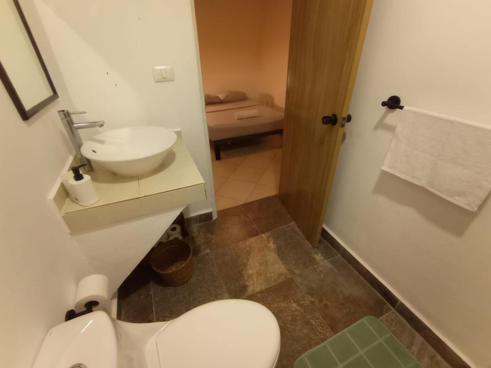 Photo 25
