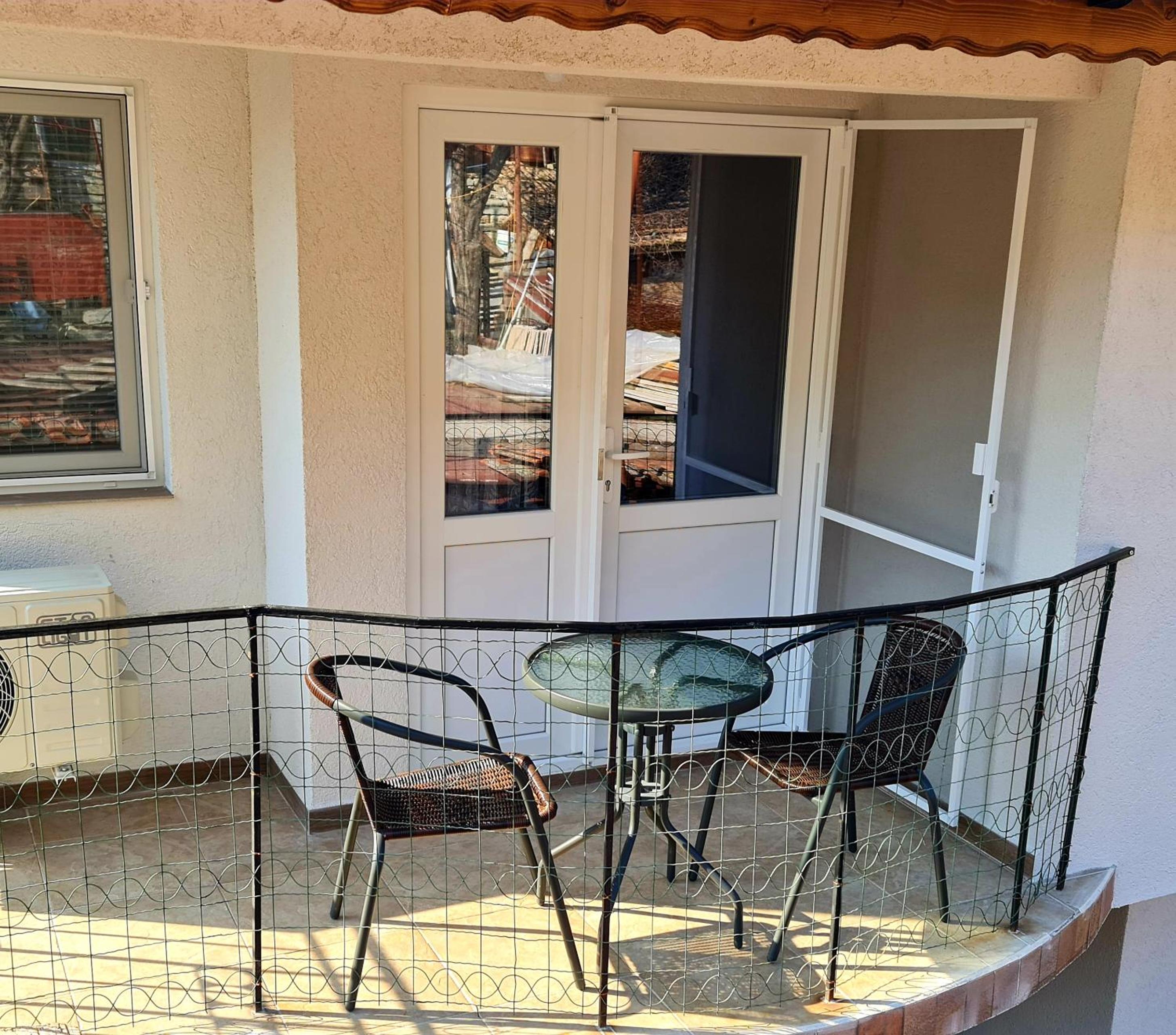 Fema Guest House