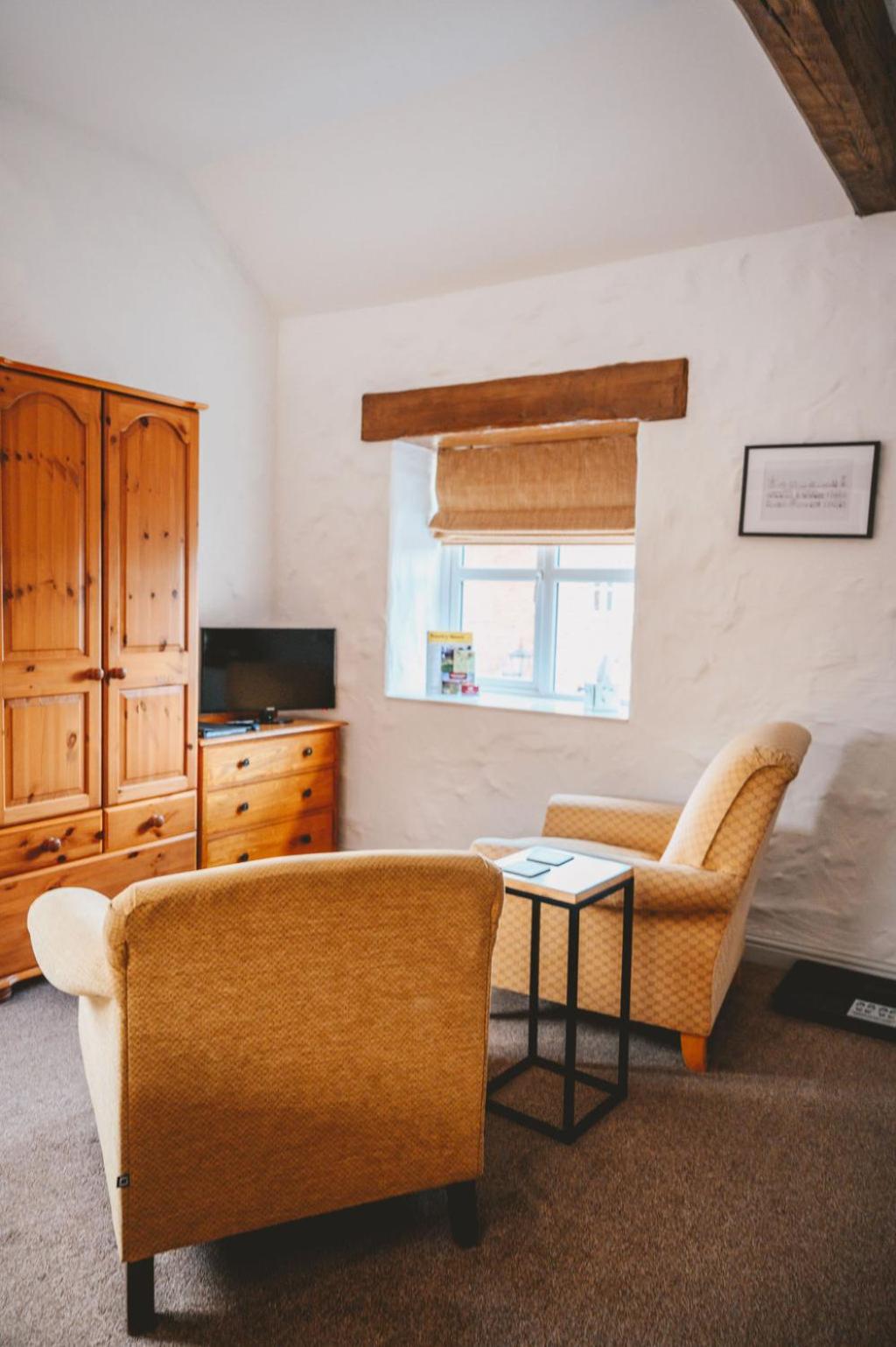 Home Farm & Lodge