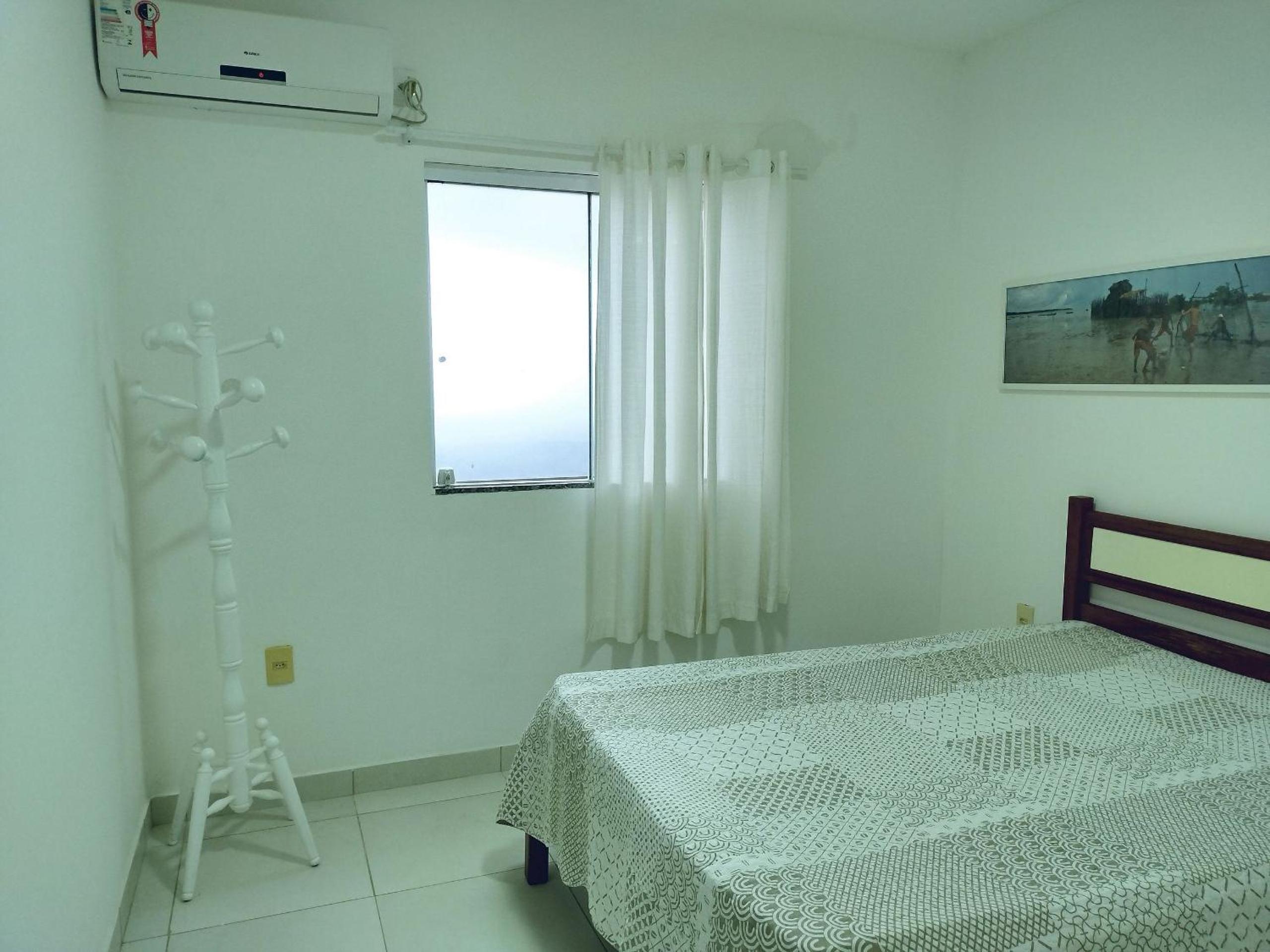 Casa em condomínio com piscina na Praia Rasa