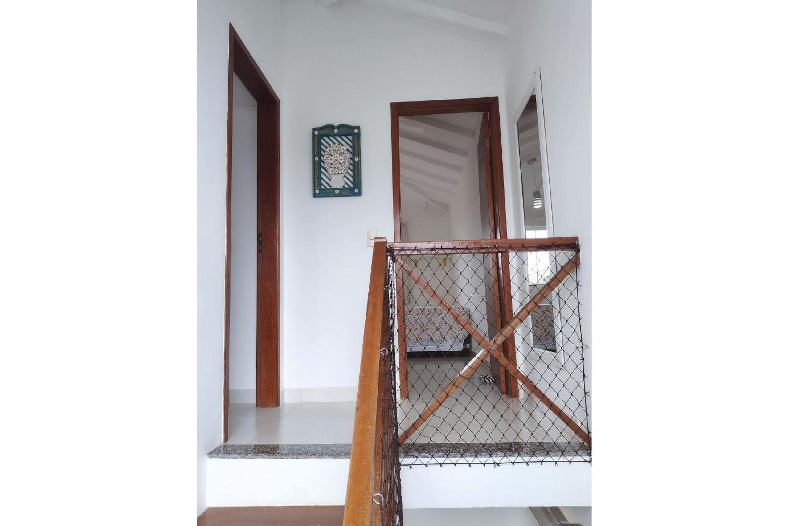 Casa em condomínio com piscina na Praia Rasa
