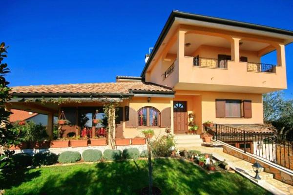 Villa ALEXANDER