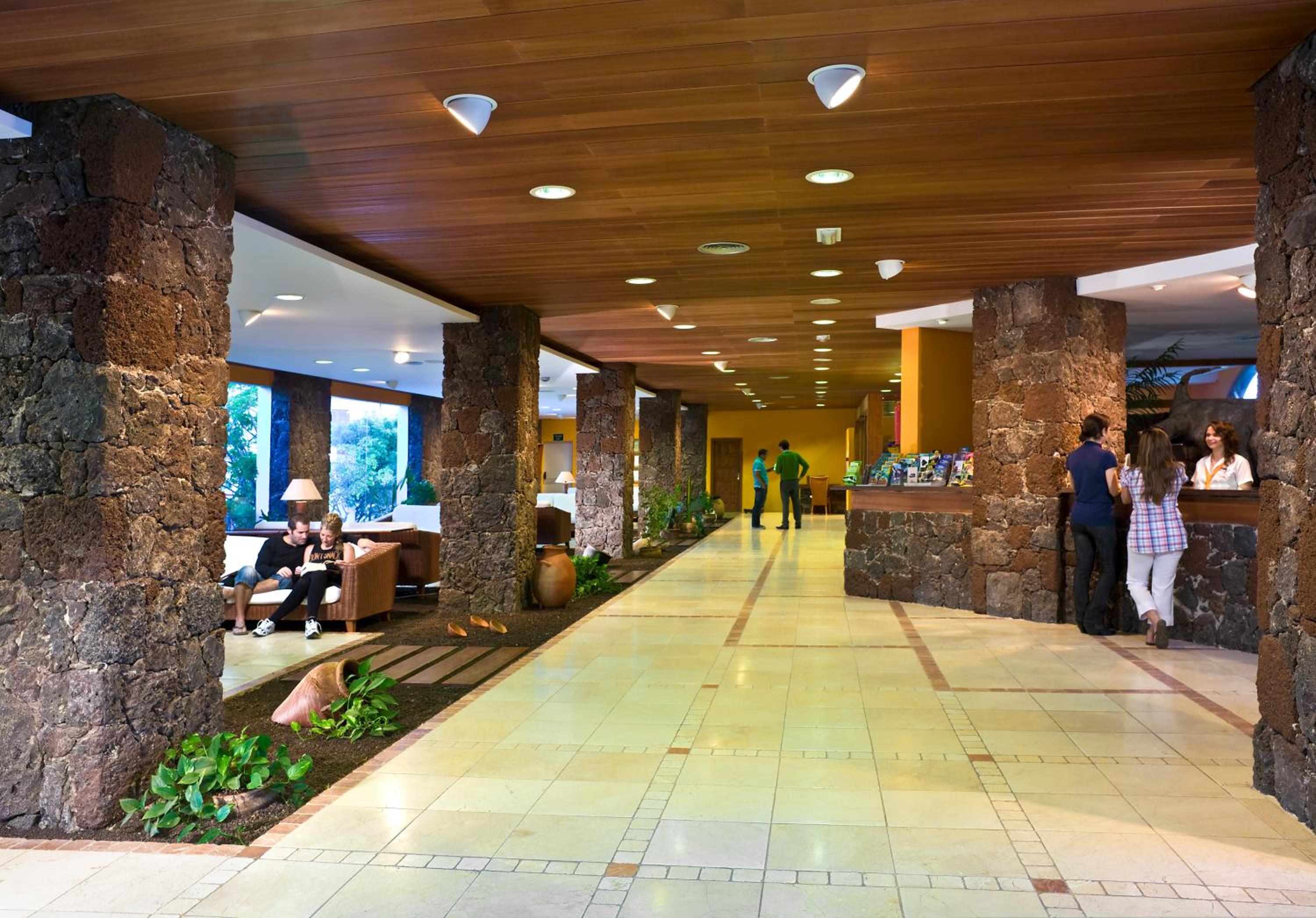 BLUESEA Apartamentos Callao Garden — photo 11