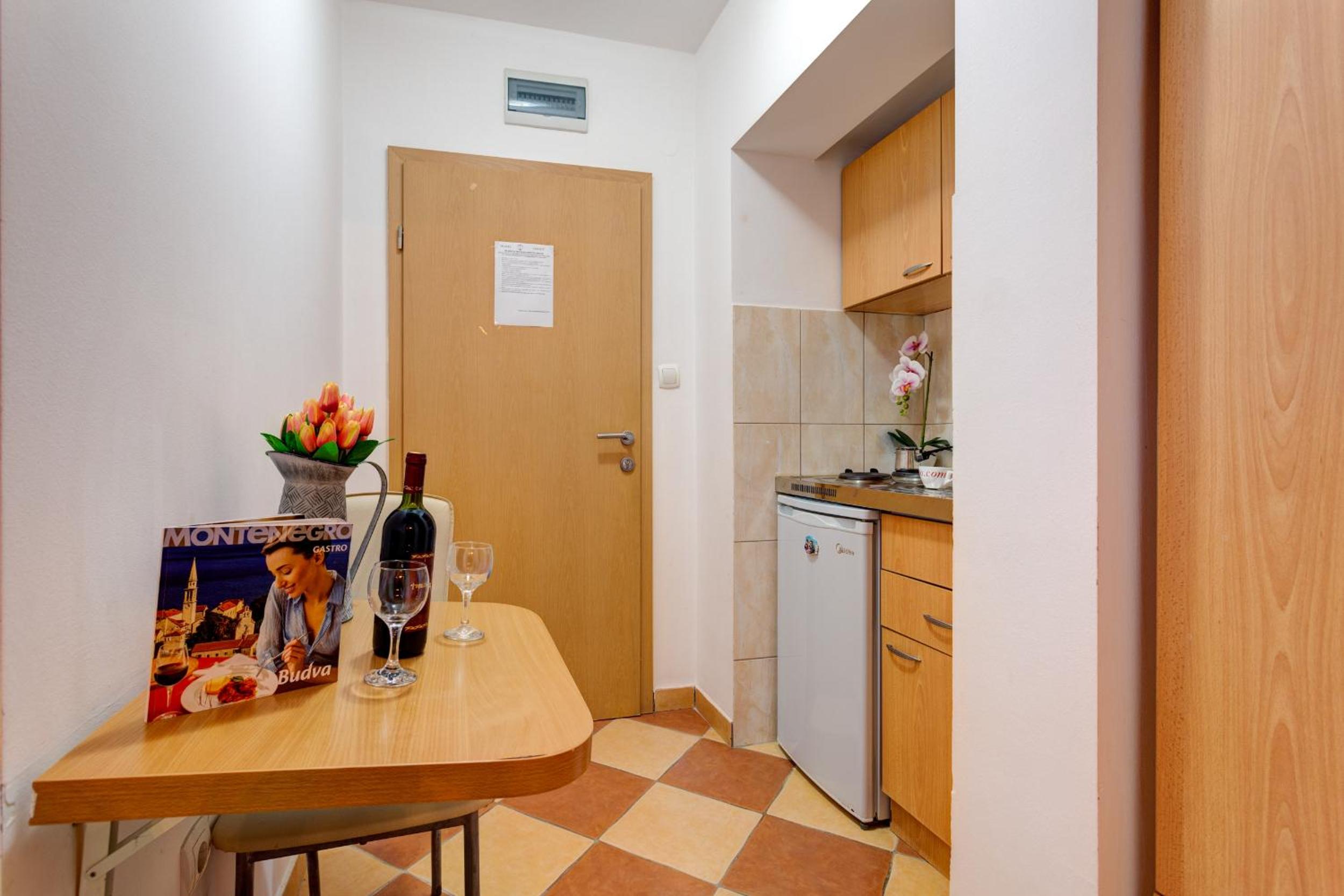 Live & Dream Apartments view 3