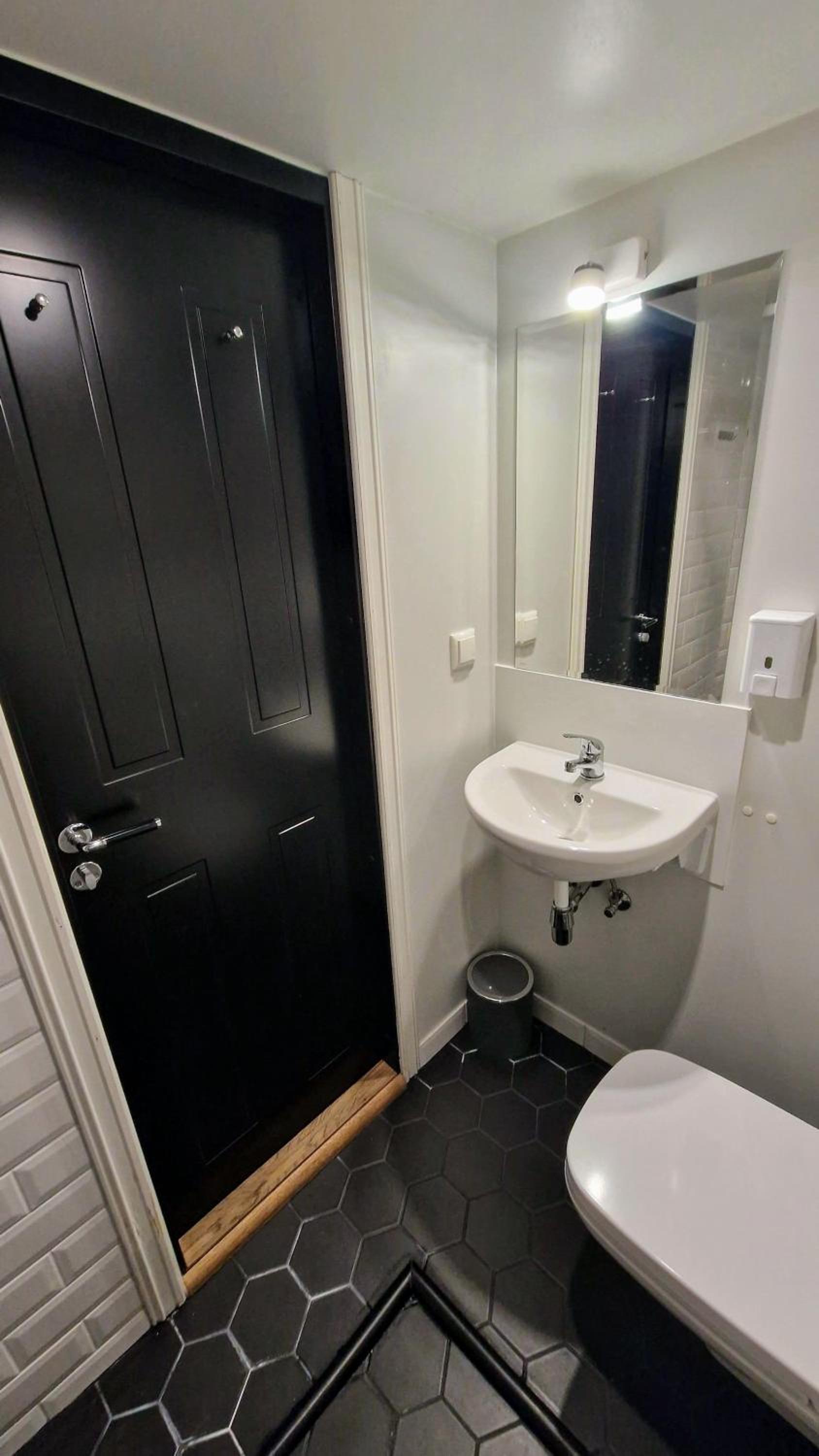 Photo 18