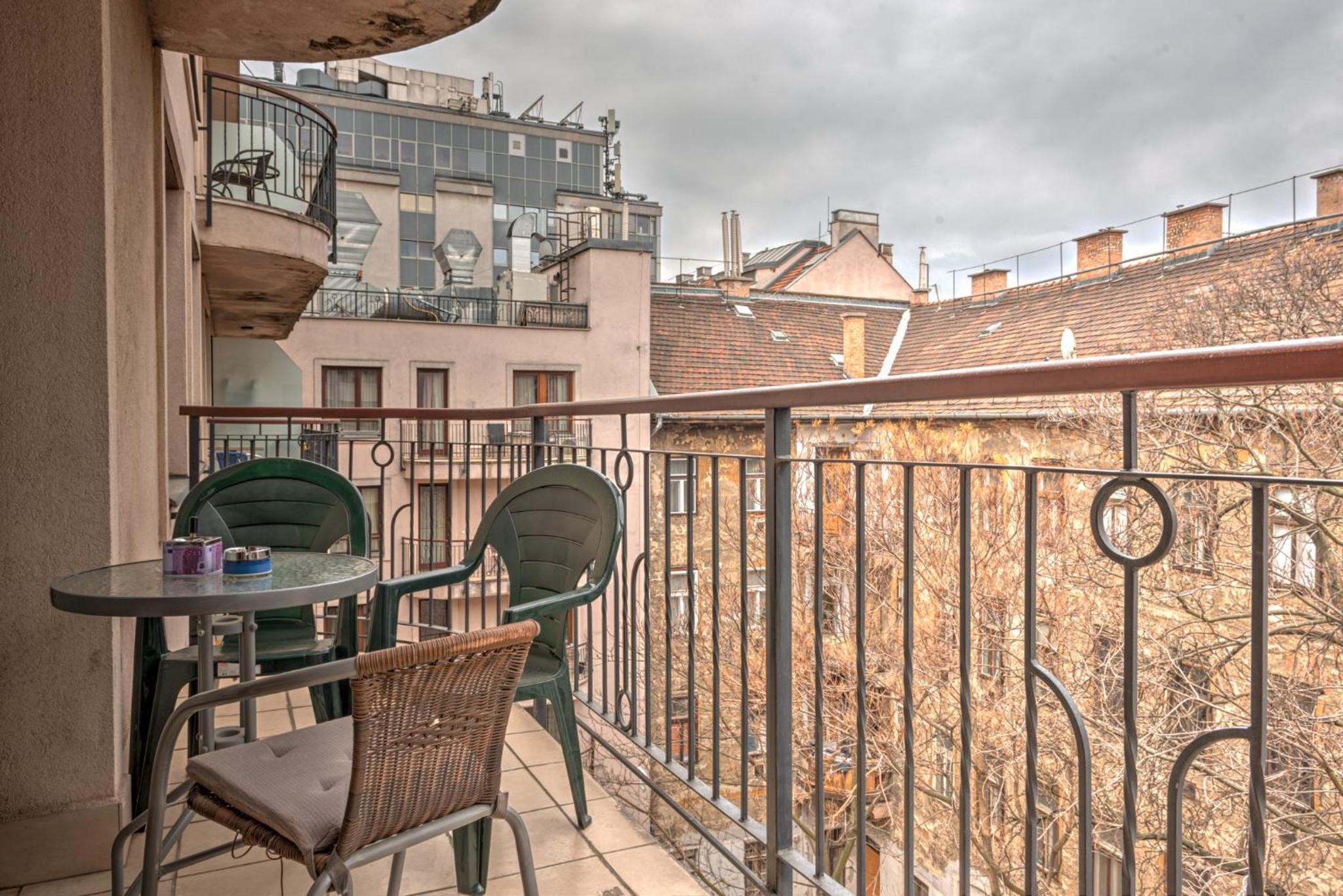 Central Capital Apartments